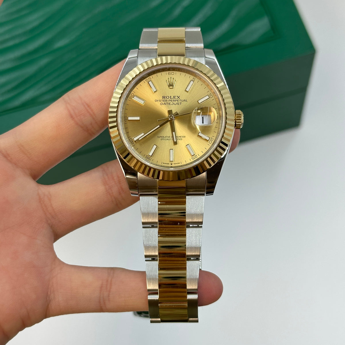 Rolex Datejust 41 126333 Champagne Index Oyster 2026