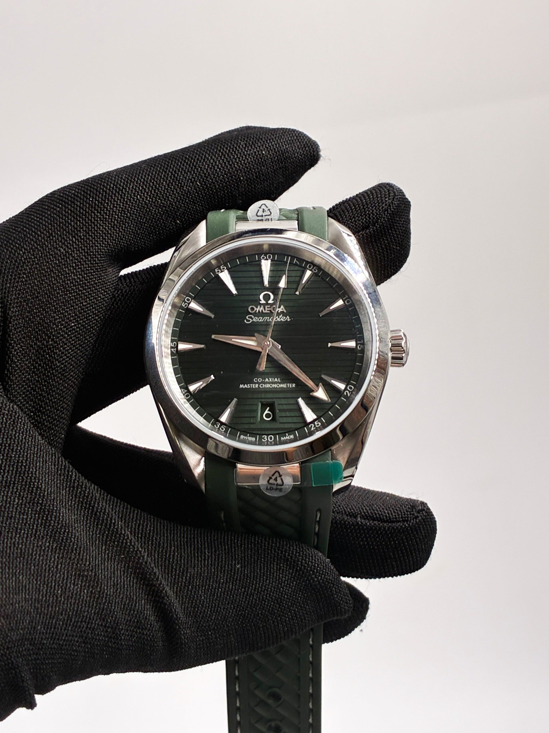 Omega 220.12.38.20.10.001 Seamaster Aqua Terra