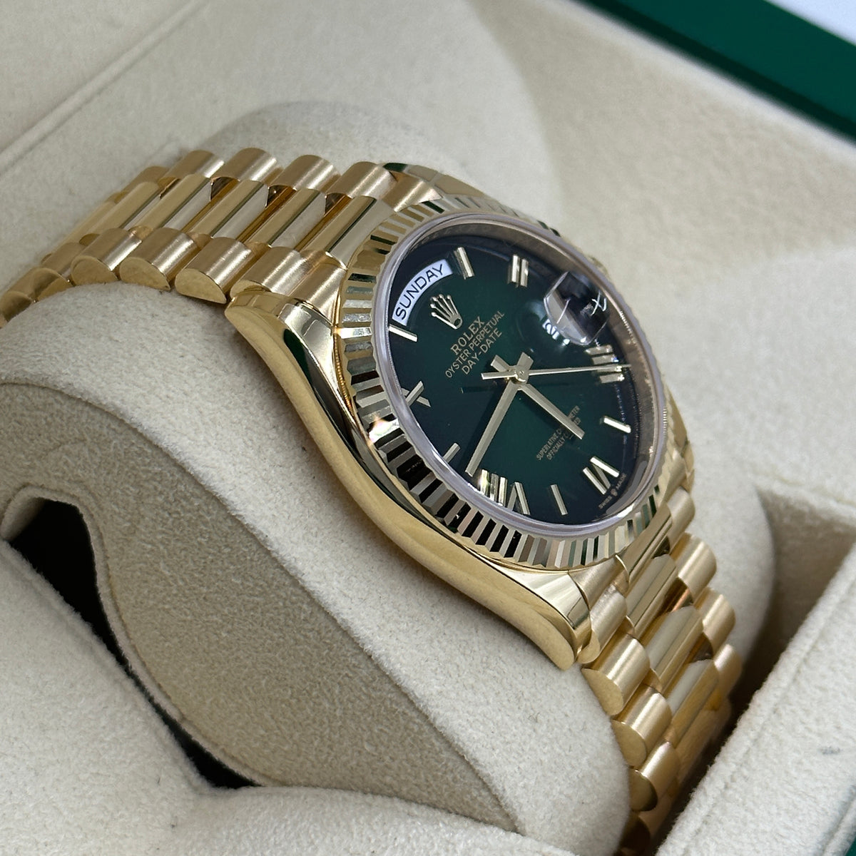 Rolex Day-Date 36 128238 Green Roman Ombre 2025