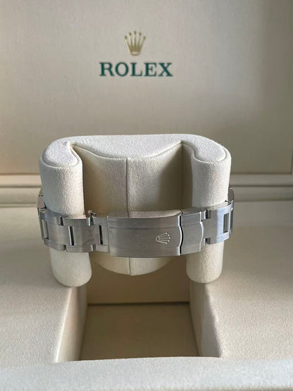 Rolex Oyster Perpetual 34 124200 Candy Pink Index 2025