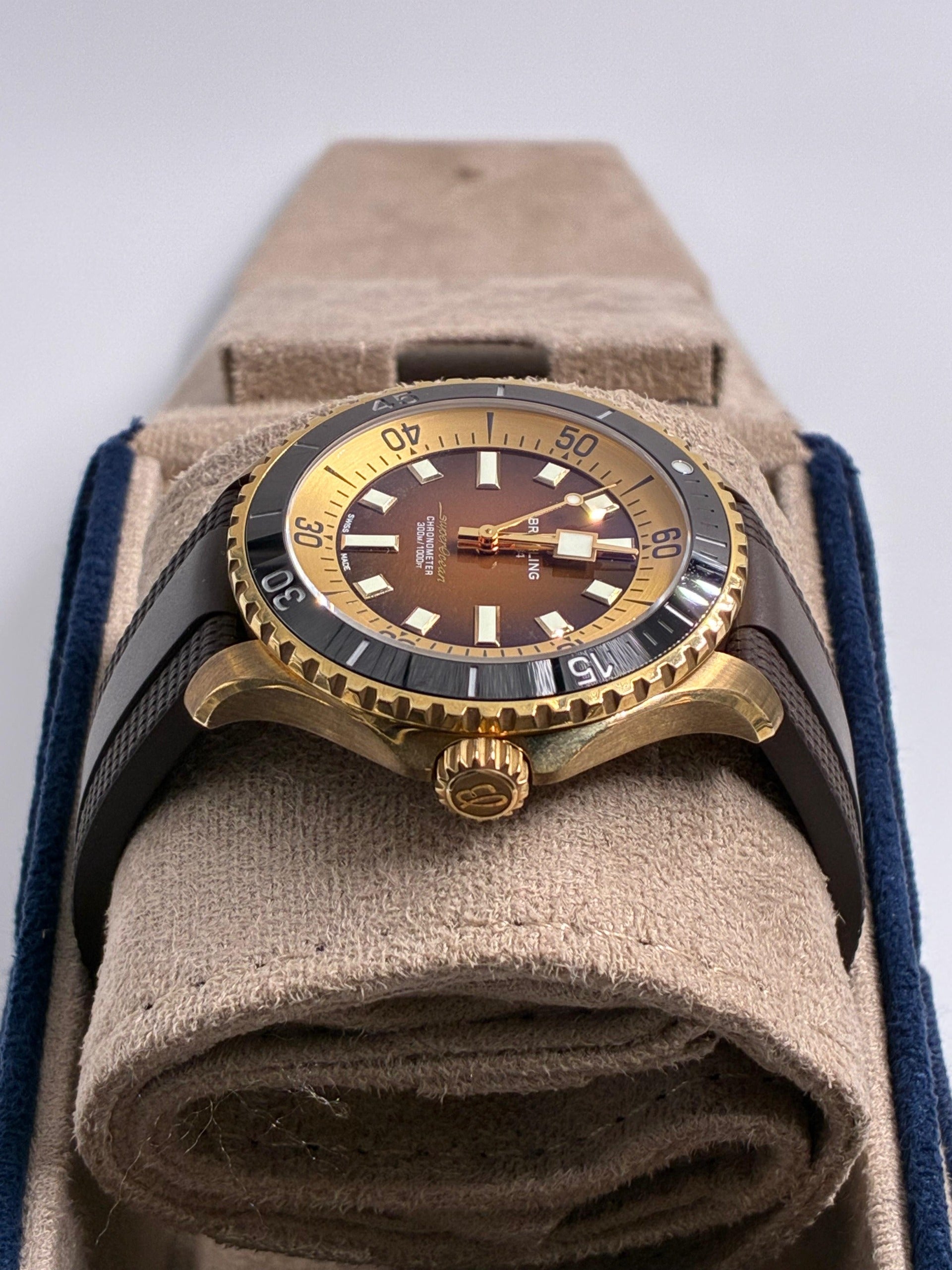 Breitling Superocean Automatic 44 N17376201Q1S1