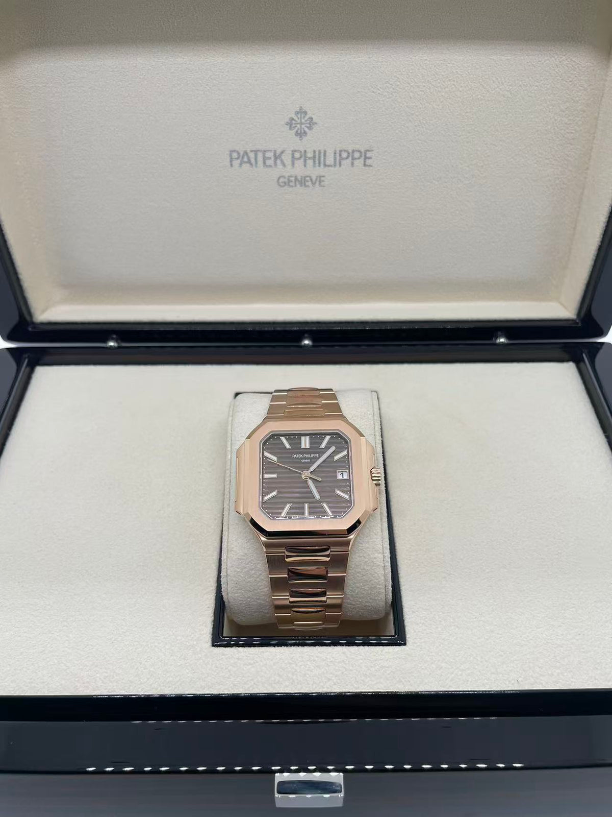 Patek Philippe 7128/1R-001  2026