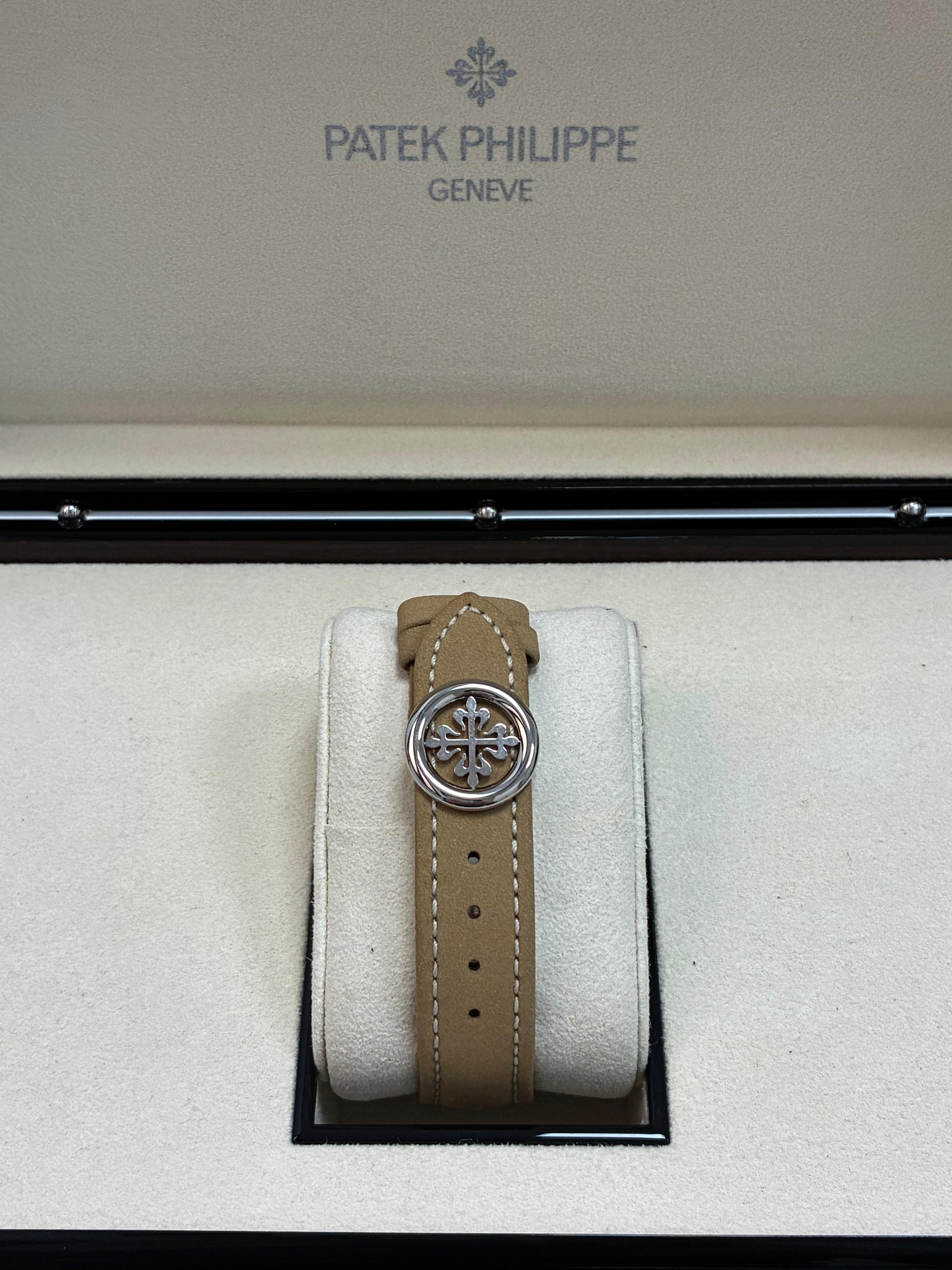 Patek Philippe Annual Calendar Travel Time  5326G-001 2025