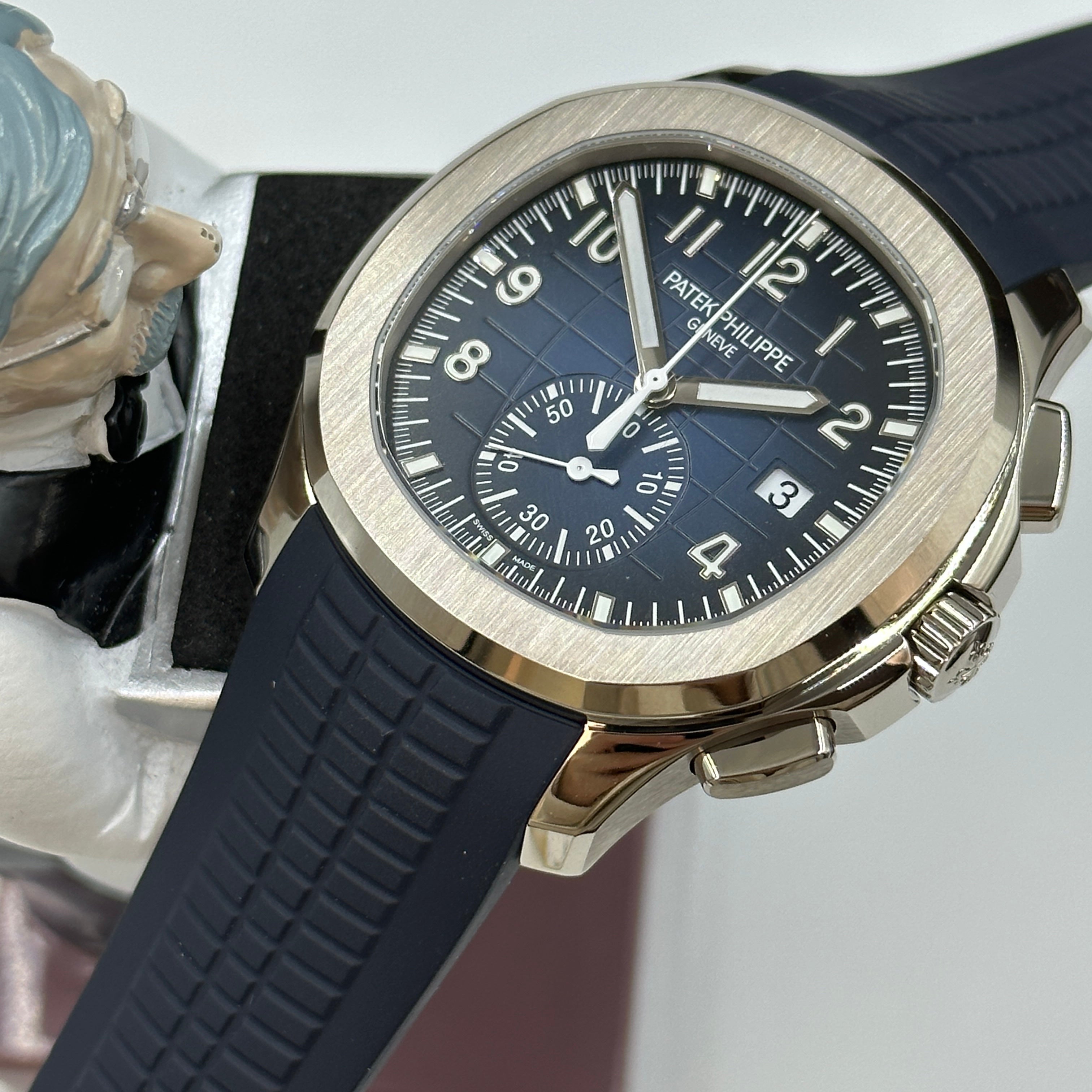 Patek Philippe Aquanaut Chronograph 5968G‑001 White‑Gold 42.2 mm Khaki Dial
