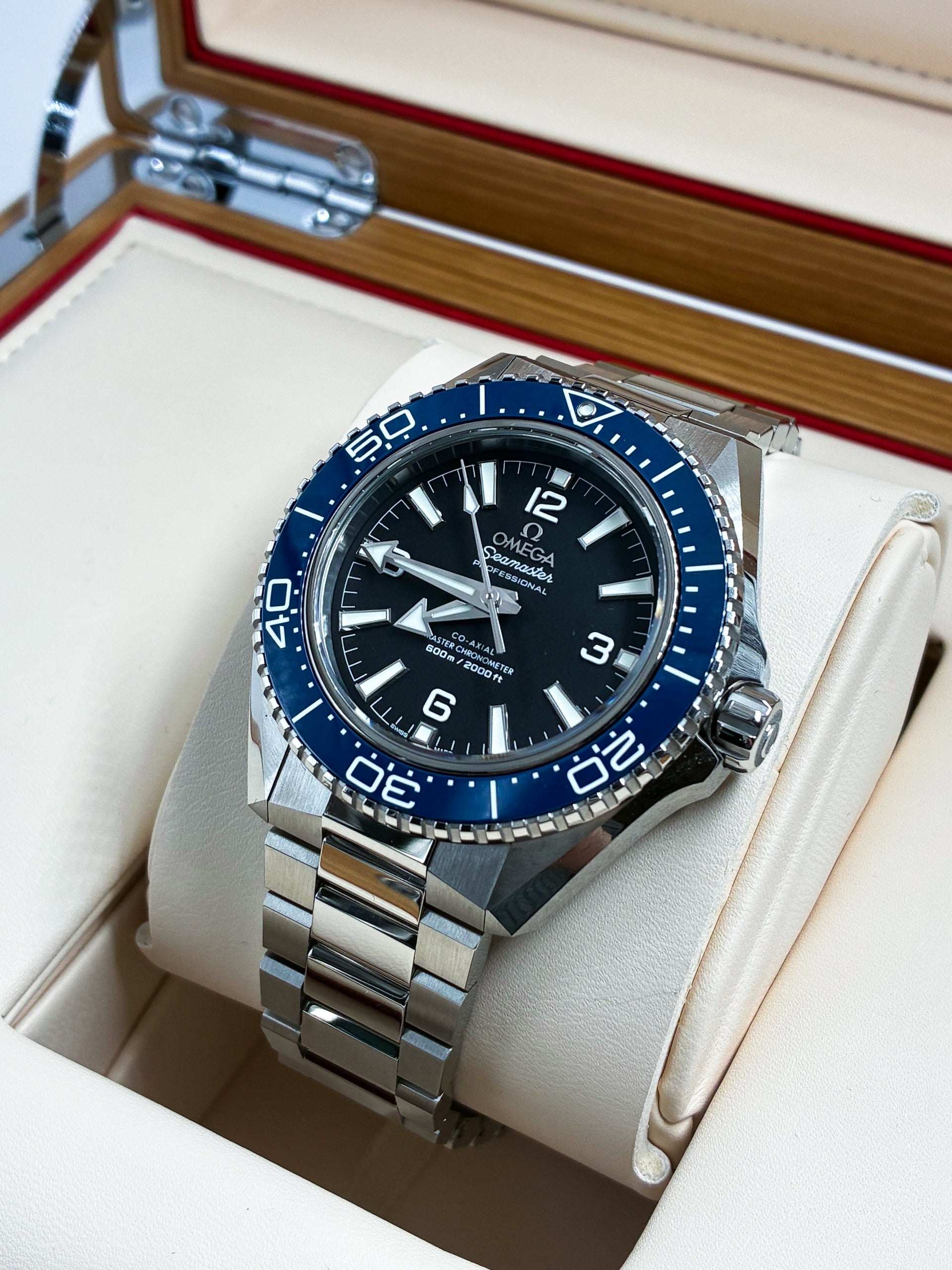Omega Seamaster Planet Ocean 600M 217.32.42.21.01.002