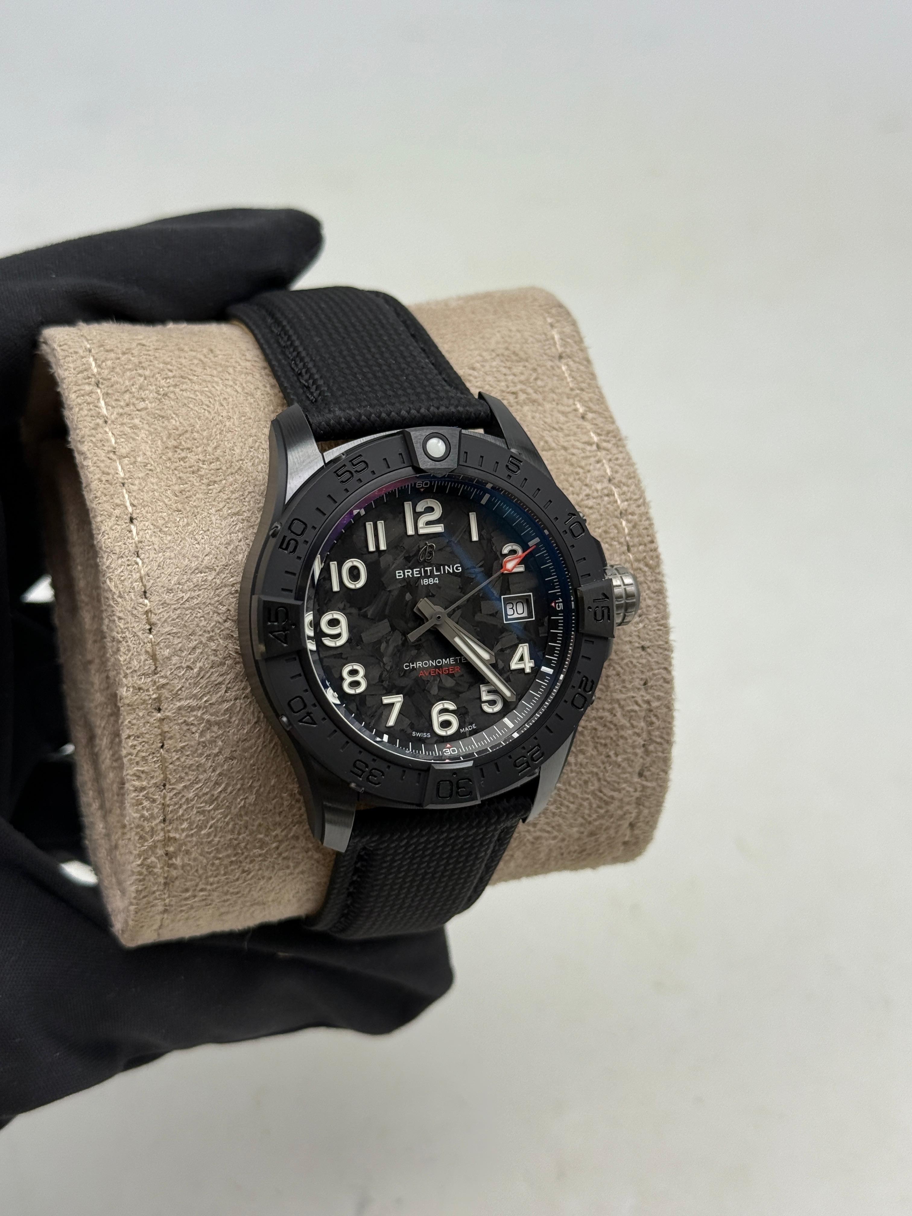 Breitling Avenger 42mm Automatic 42 Night Mission S17328101B1X1 2025