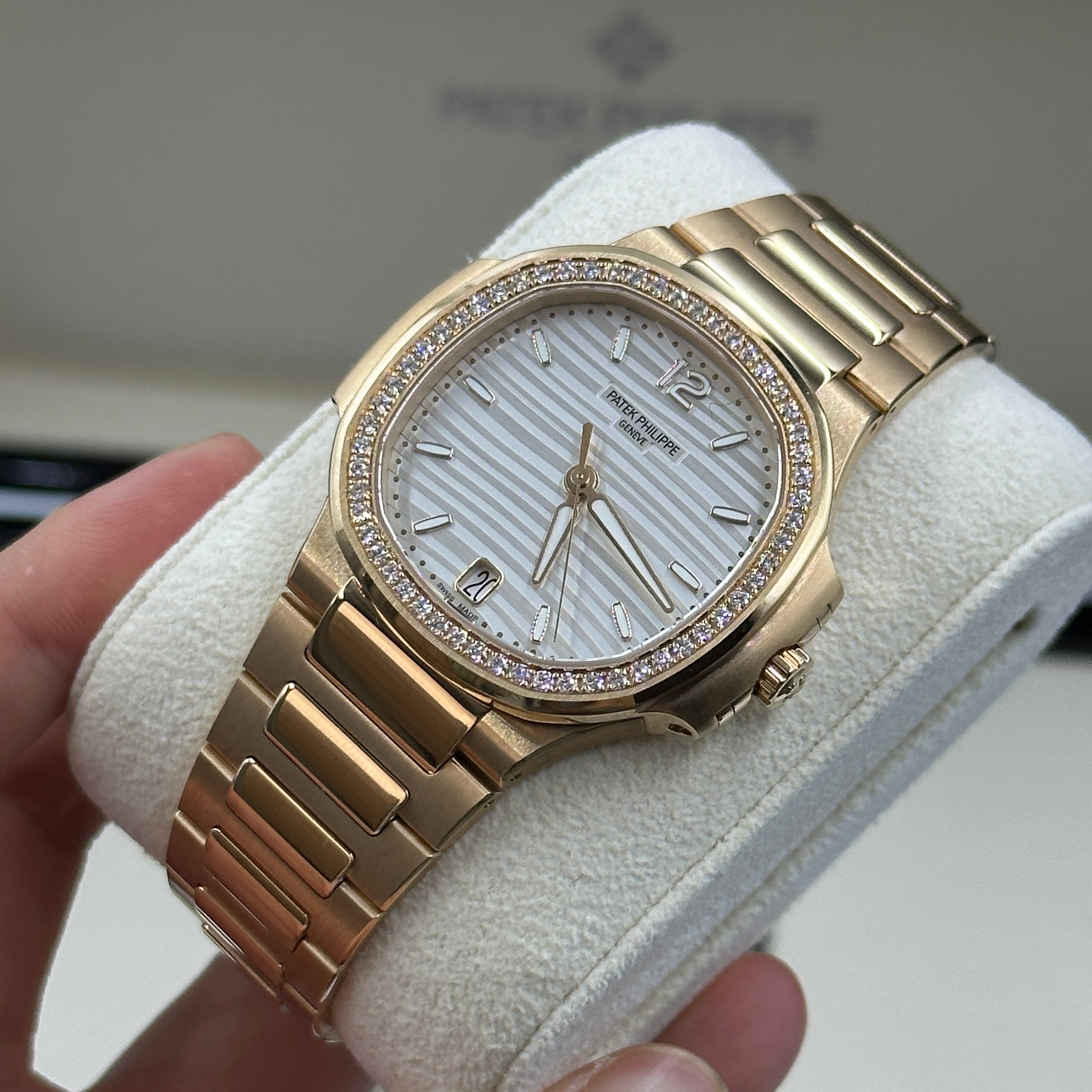 Patek Philippe Nautilus 7118/1200R-001