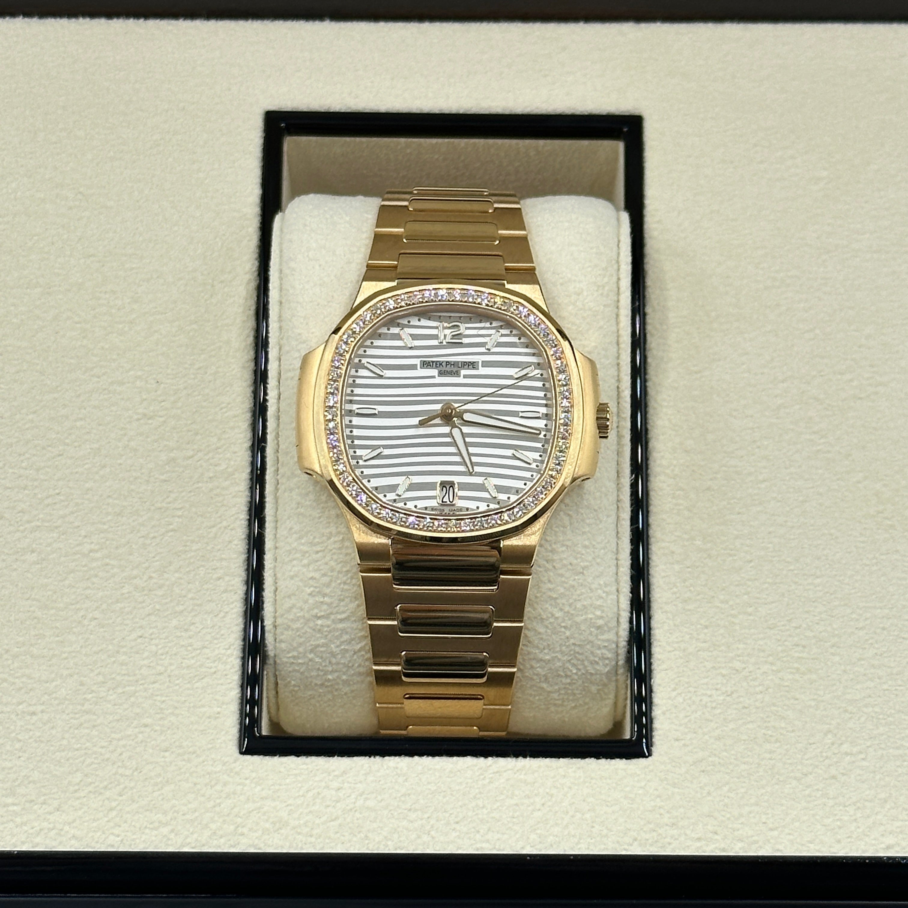 Patek Philippe Nautilus 7118/1200R-001