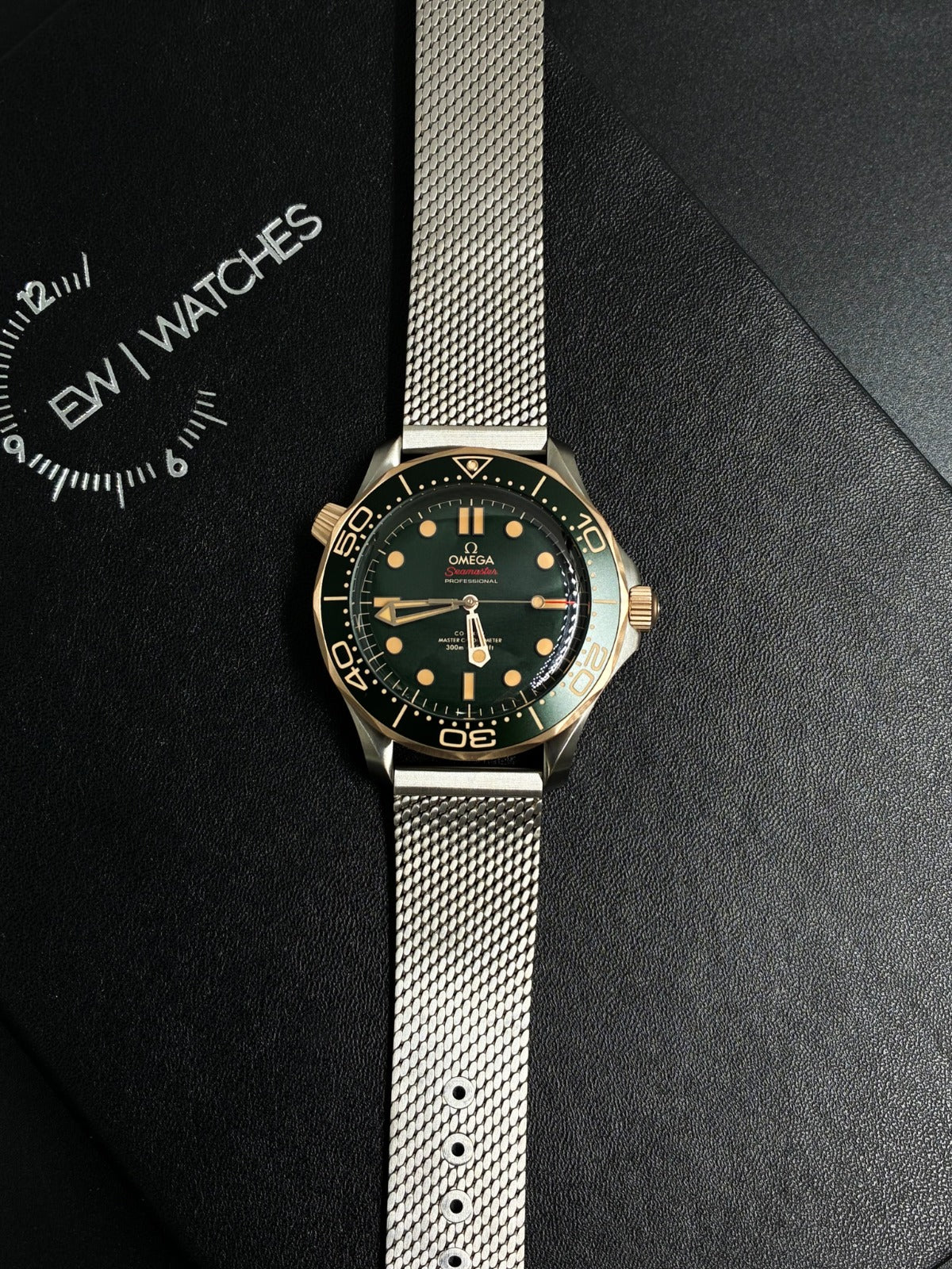 Omega 210.90.42.20.10.001 Seamaster Diver 300m Gold On