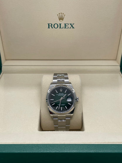 Rolex Datejust 36 126234 Ombré Green Oyster 2026