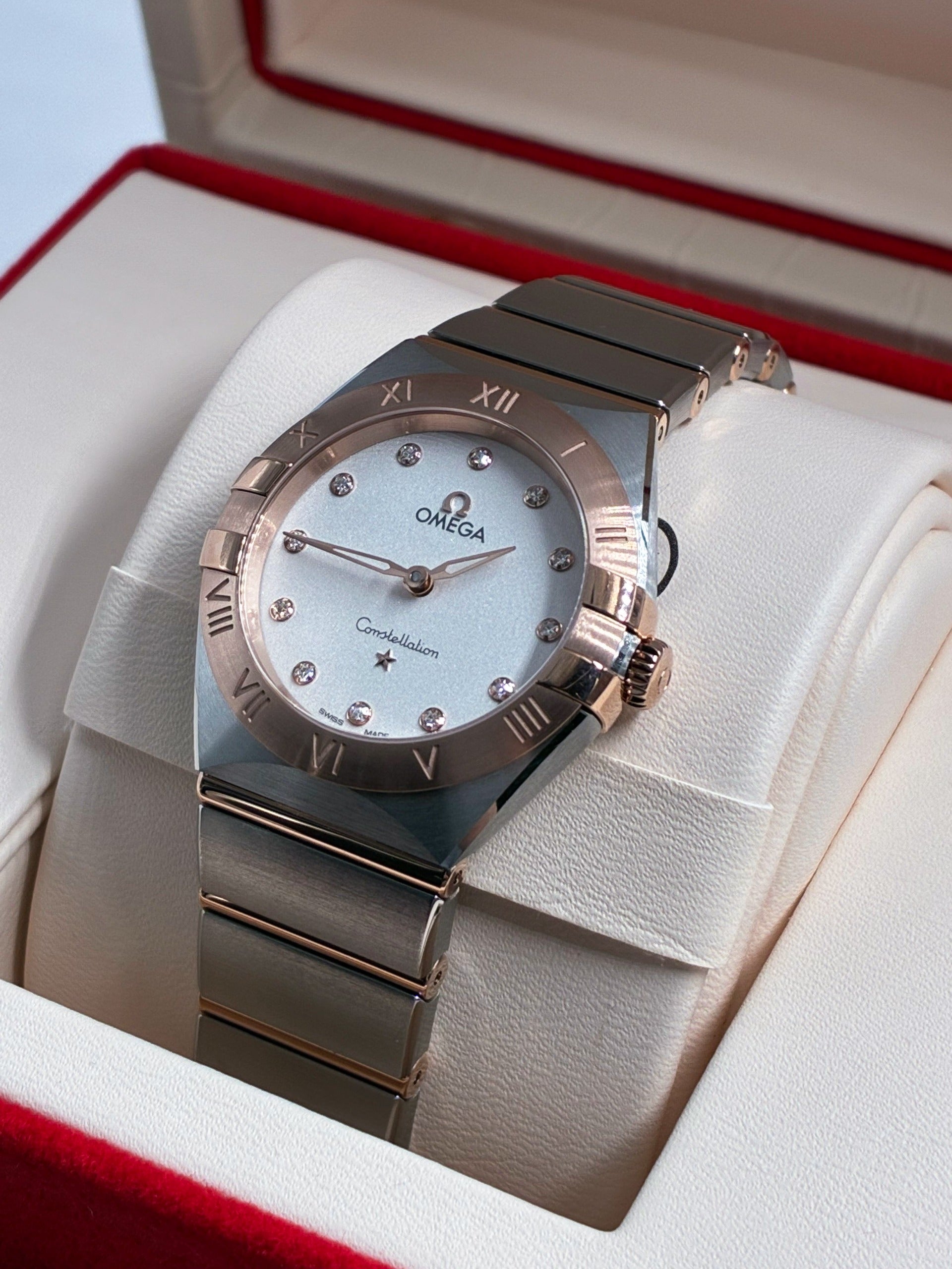 Omega 131.20.28.60.52.001 Constellation Manhattan 28 Quartz