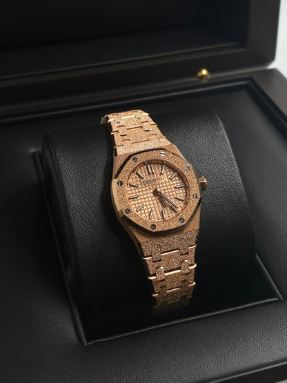 Royal Oak Mini Frosted Gold Quartz  67630OR.GG.1312OR.01