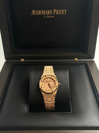 Royal Oak Mini Frosted Gold Quartz  67630OR.GG.1312OR.01