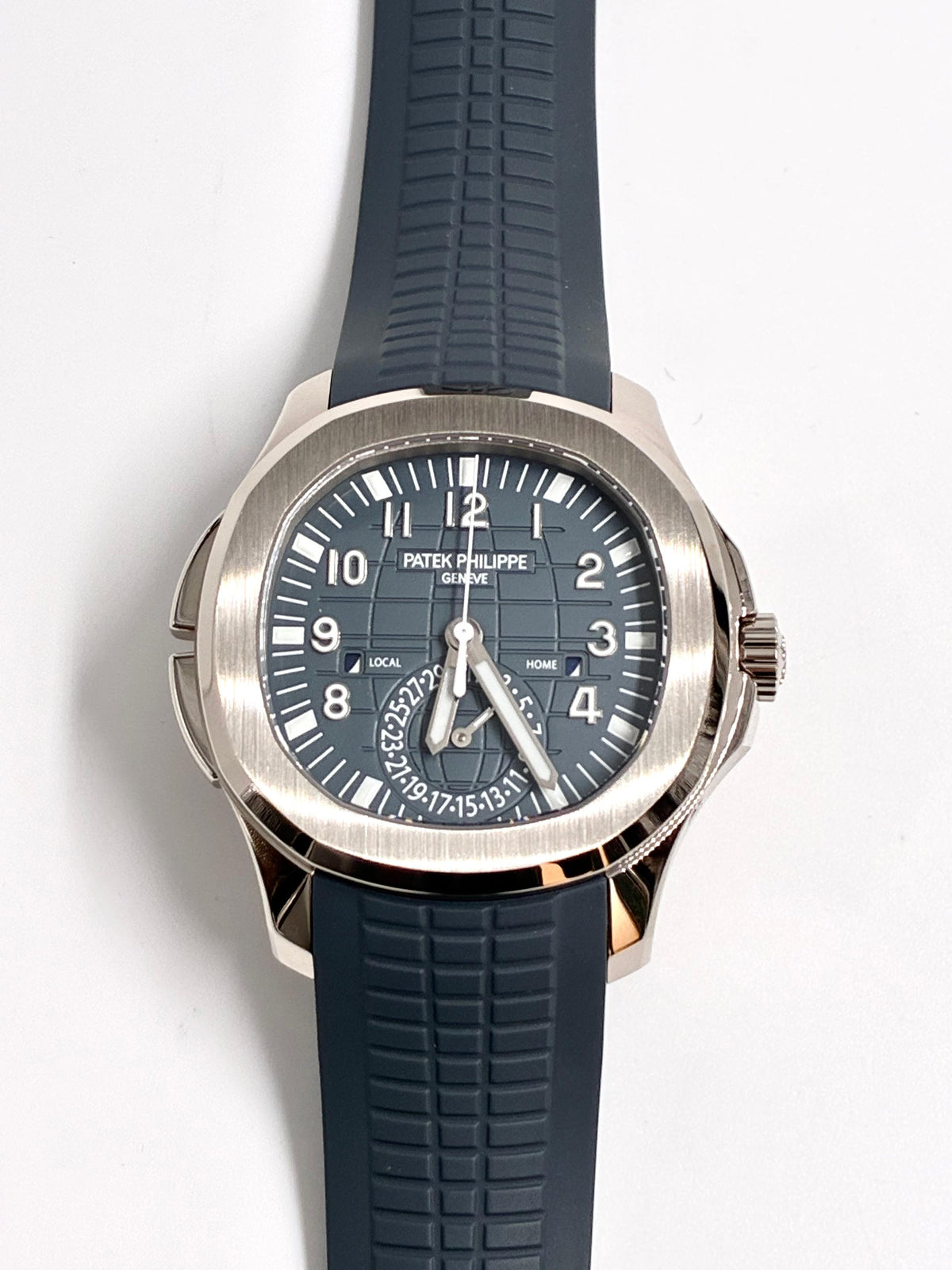 Patek Philippe Aquanaut 5164G-001  2025