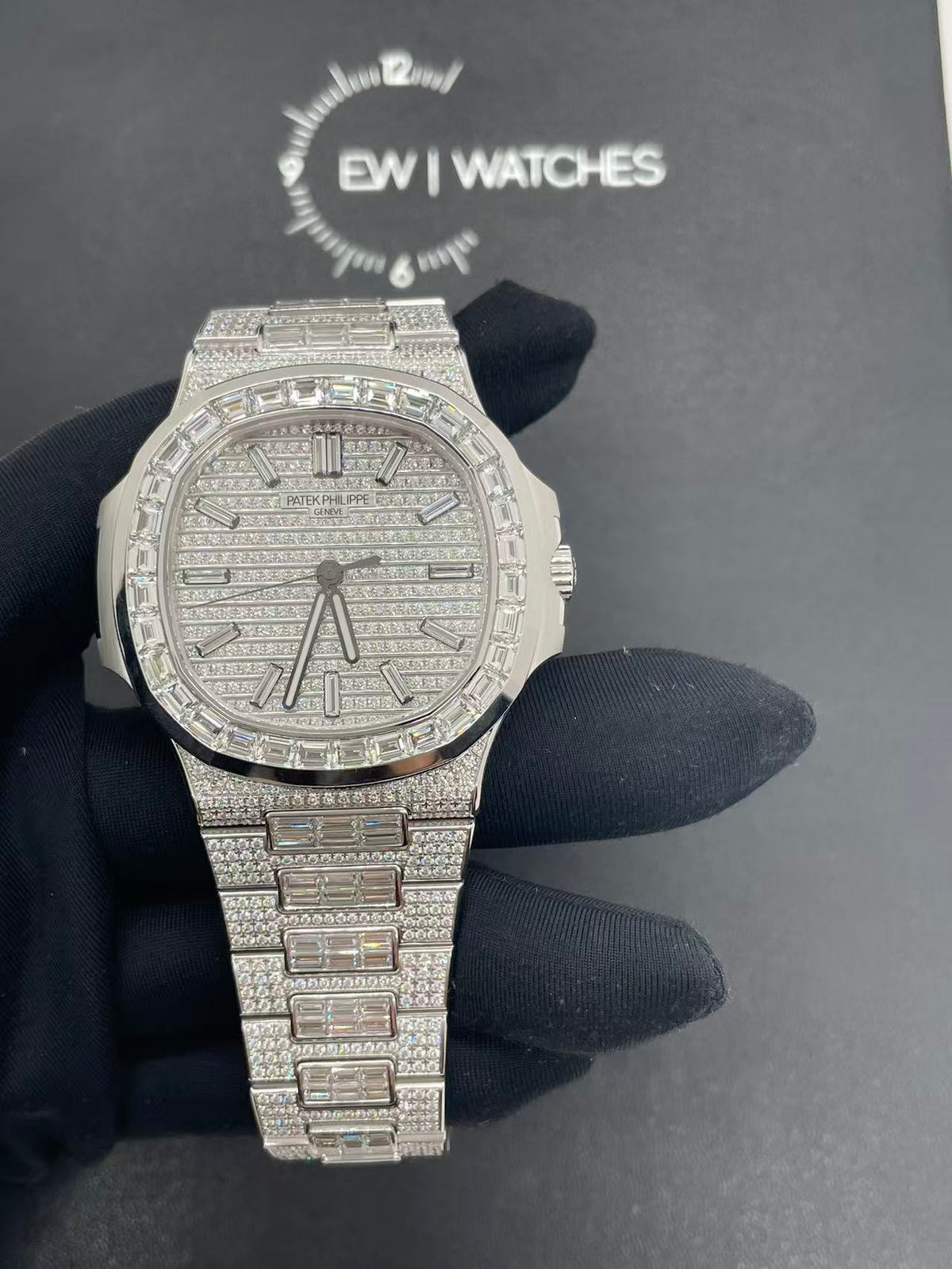 Patek Philippe Nautilus Ref. 5811/1460G-001 White Gold 2025