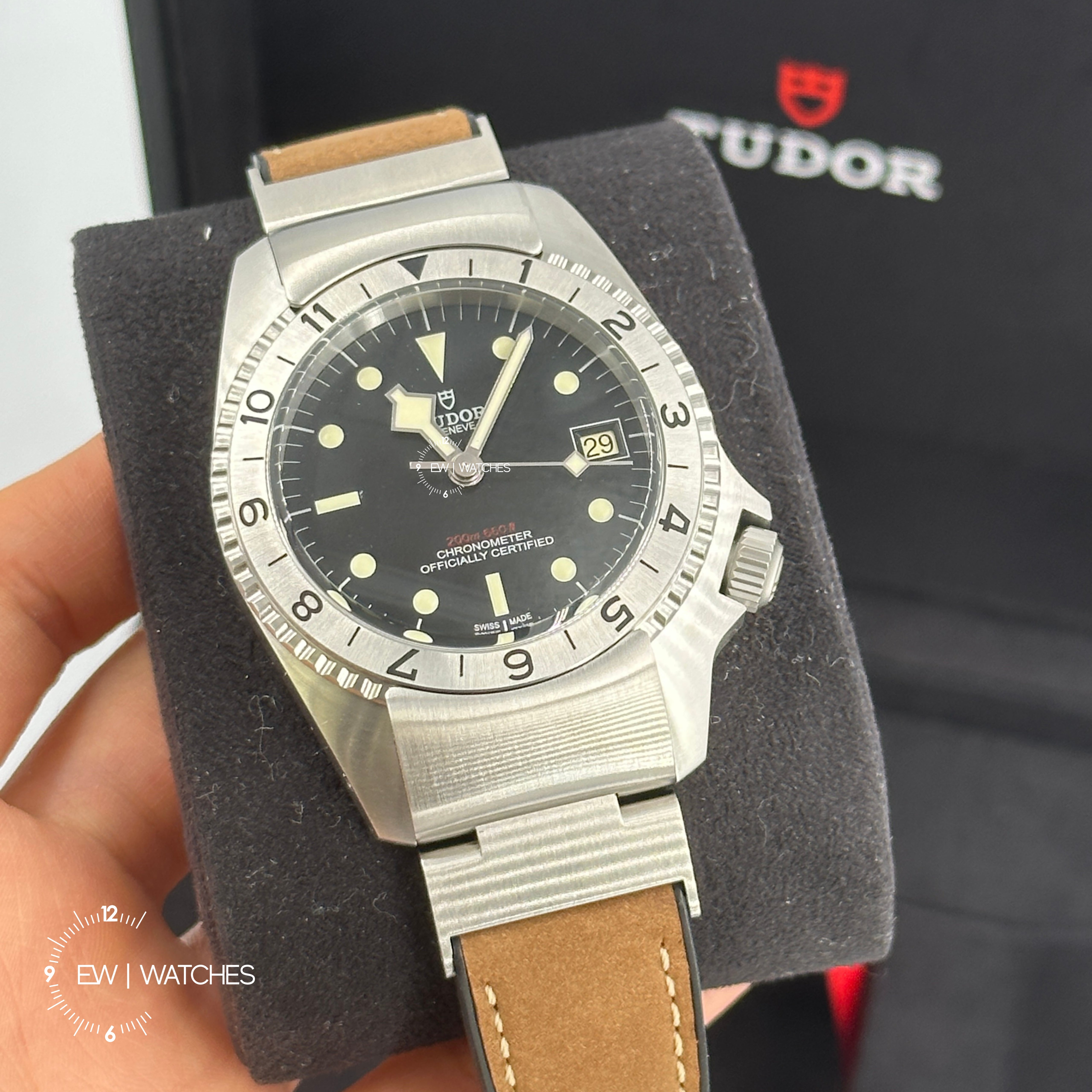 Tudor Black Bay P01 42mm 70150-0001 Black Leather 2024