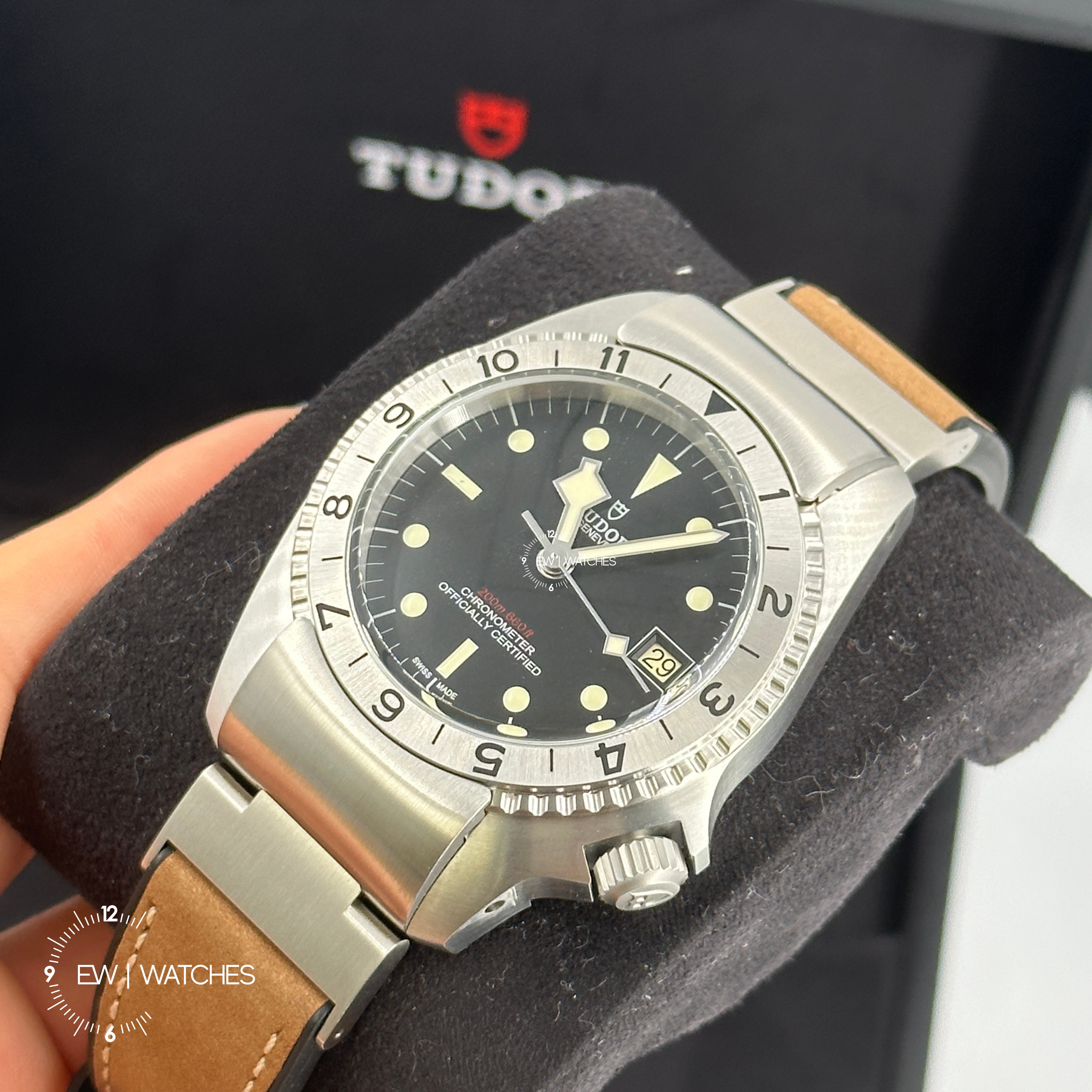 Tudor Black Bay P01 42mm 70150-0001 Black Leather 2024