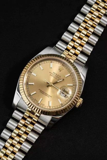 Rolex Datejust 36 116233 Gold 2011 Full Set
