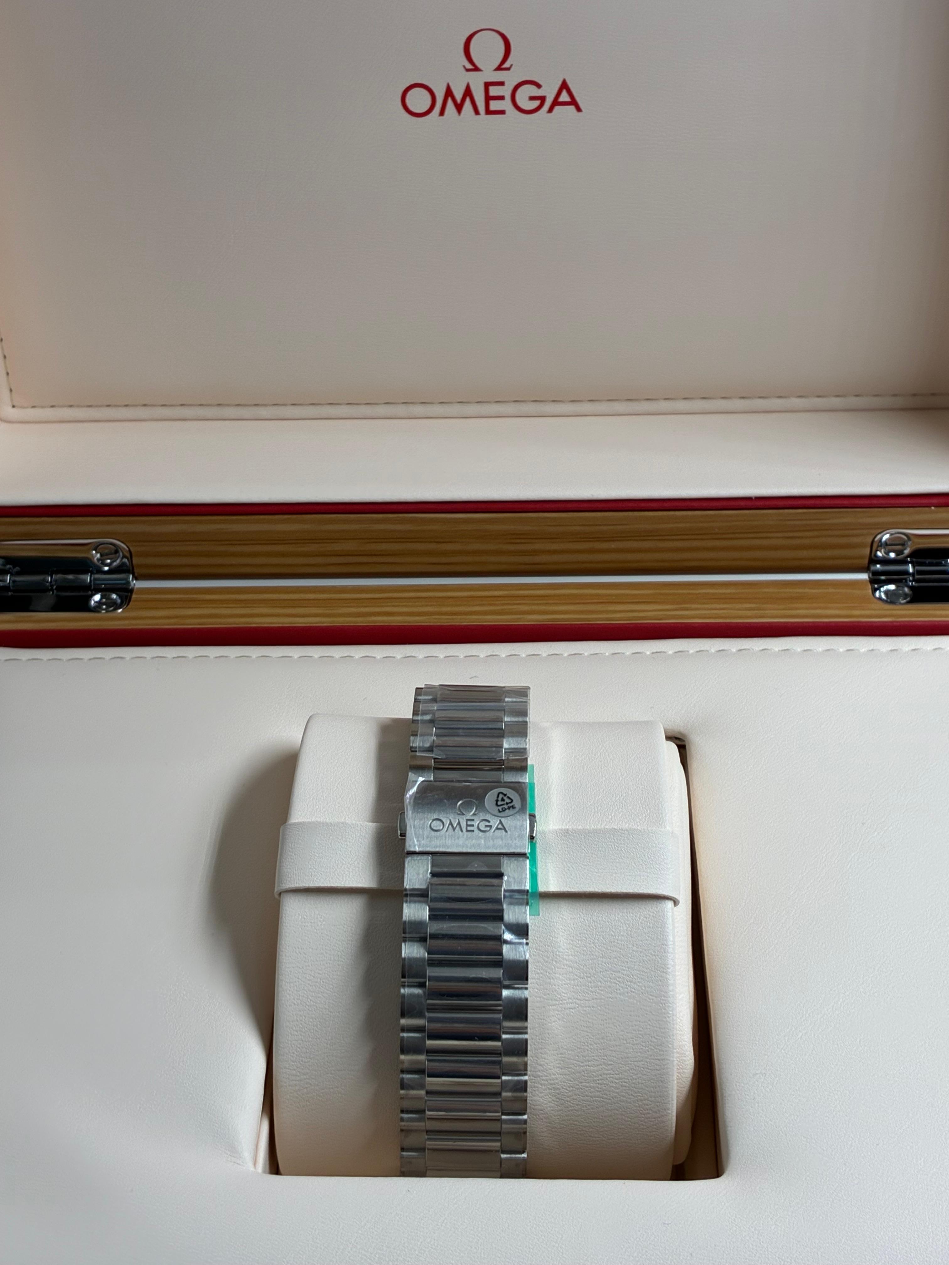 Omega Seamaster Aqua Terra Shades 220.10.38.20.10.005 2026