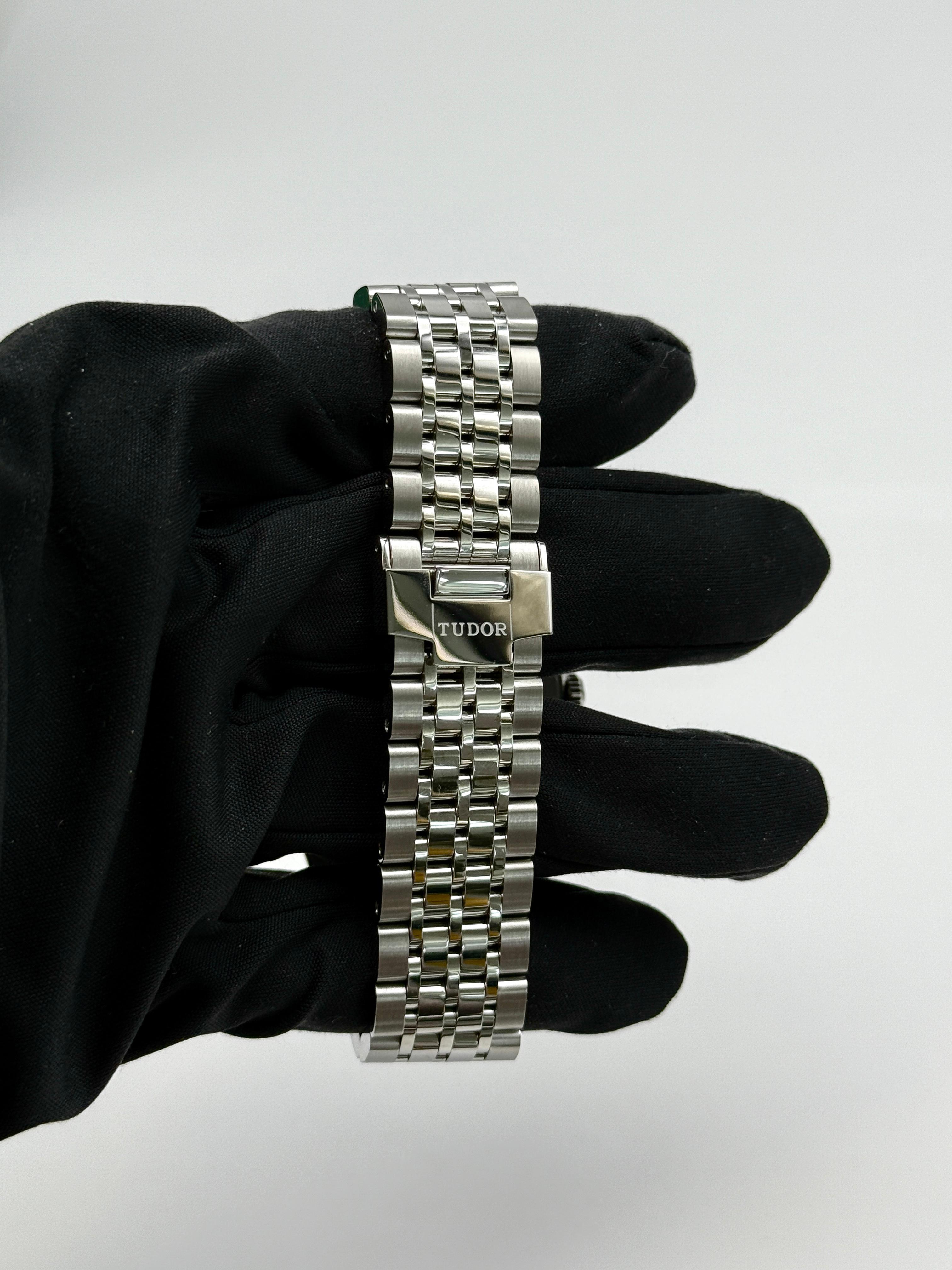 TUDOR 1926 M91650-0004