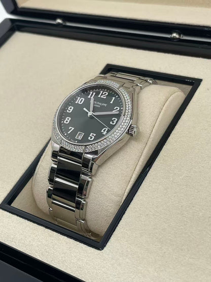 Patek Philippe 7300/1200A-011  2026
