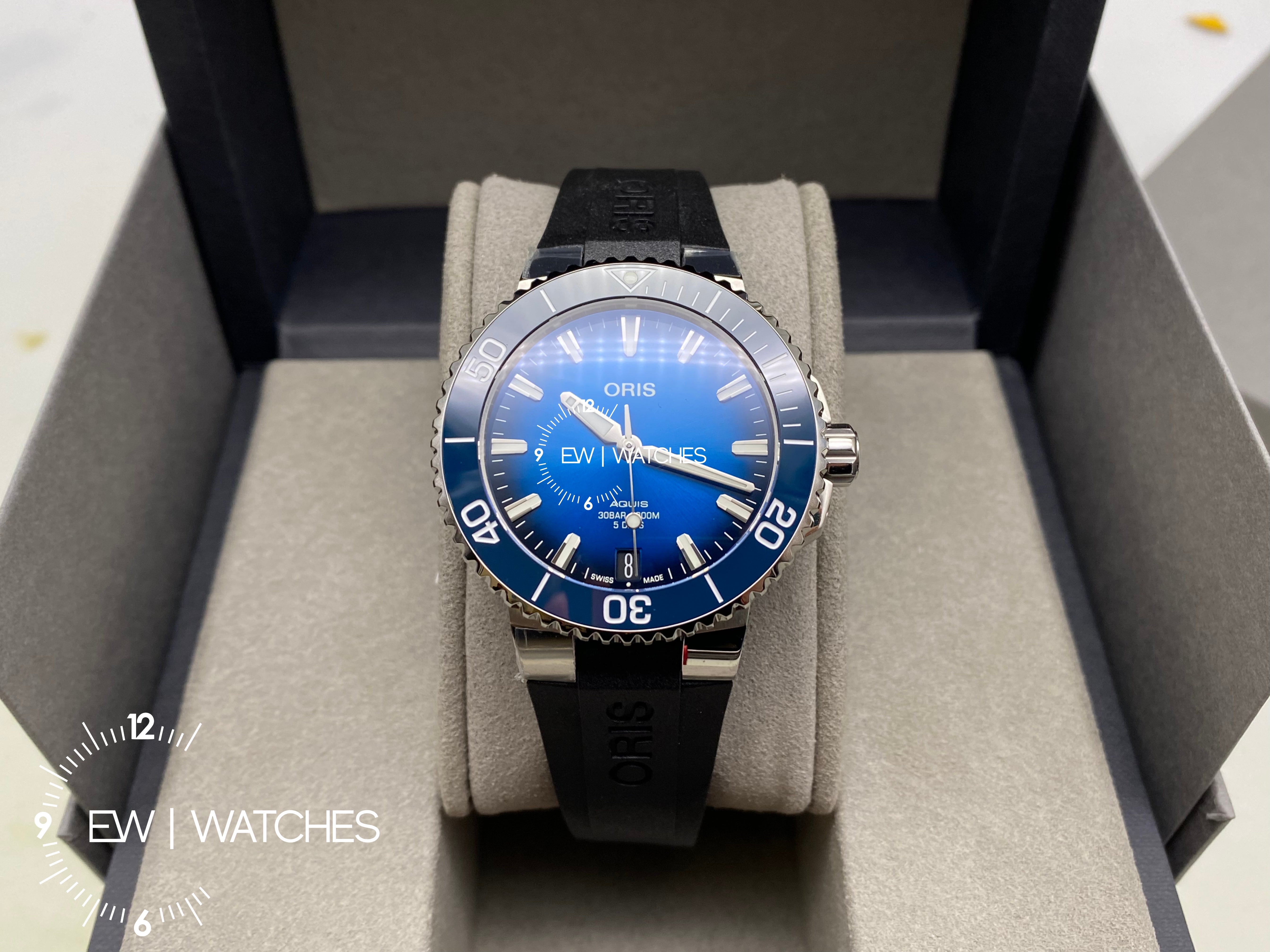 Oris Aquis Date 41.5MM 1 400 7769 4135 2025