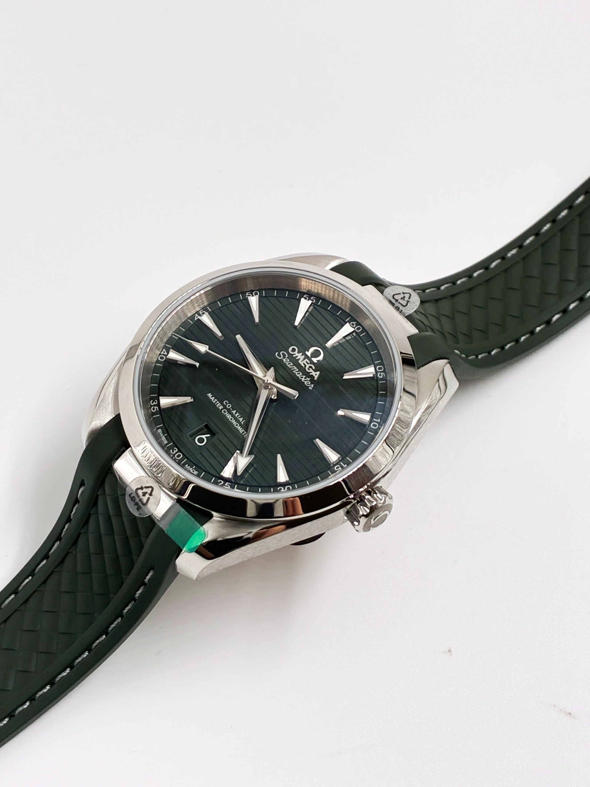 Omega 220.12.38.20.10.001 Seamaster Aqua Terra