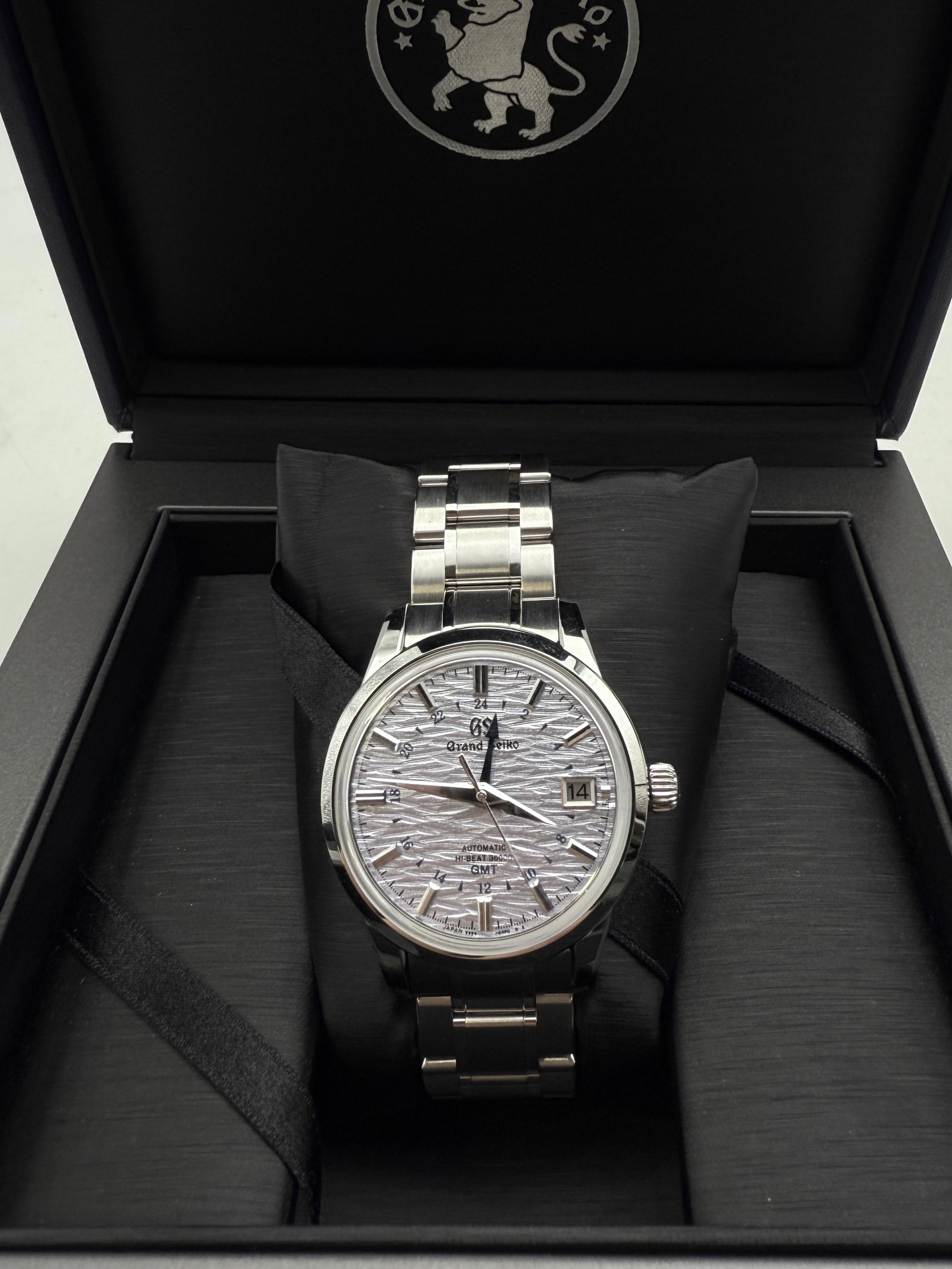 Grand Seiko Elegance 39.5mm SBGJ249G 2023