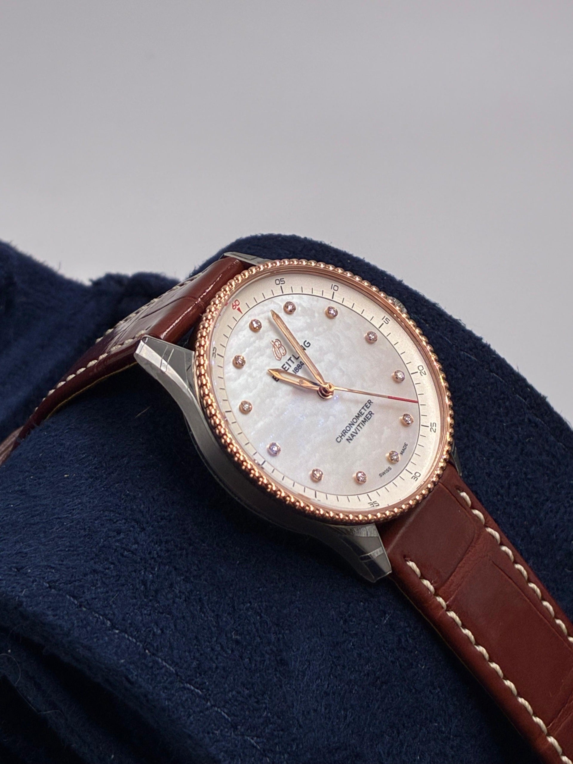 Breitling Navitimer 32 U77320E61A1P1