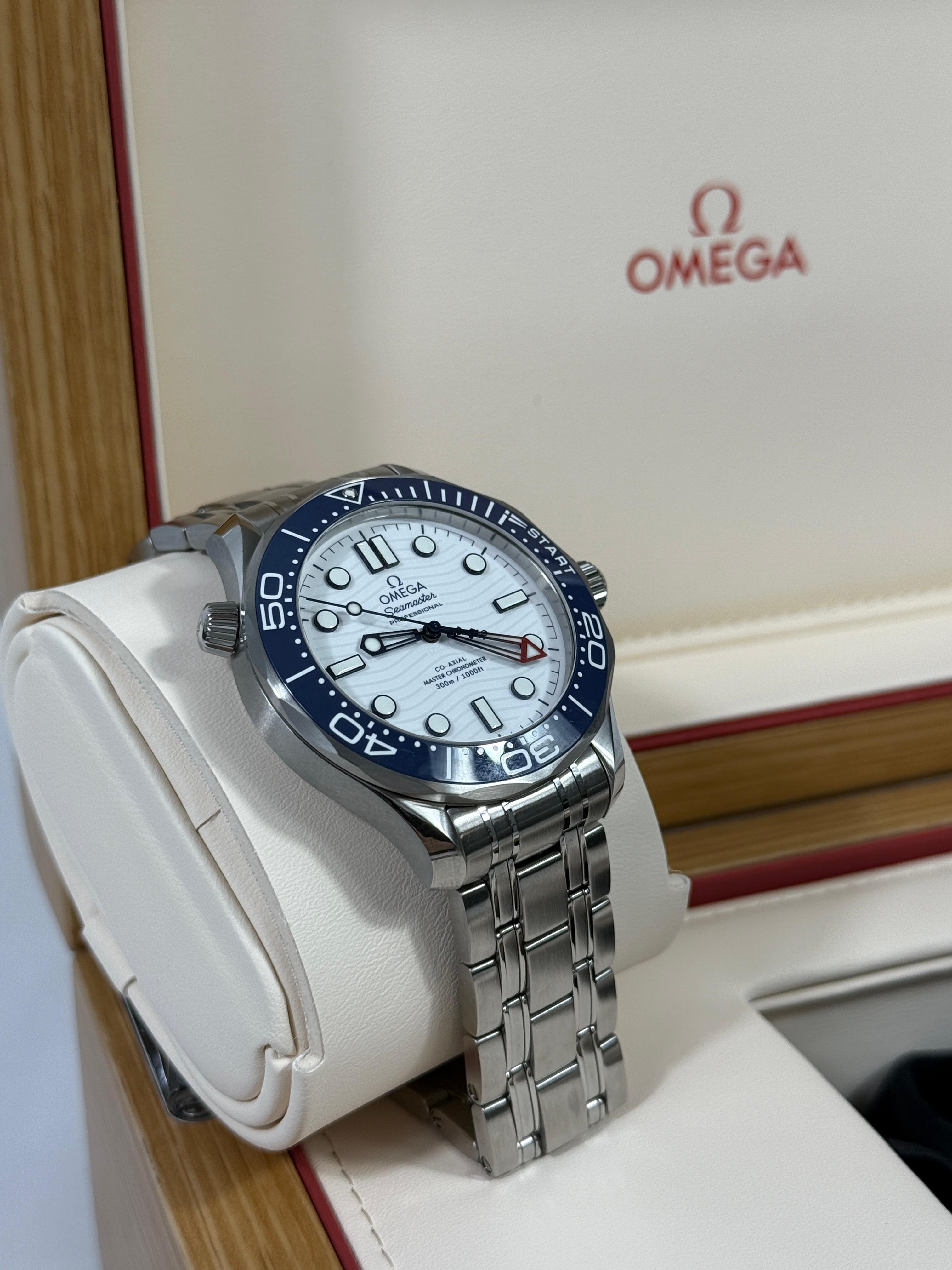 Omega Seamaster Diver 300M 42mm 210.30.42.20.04.002 2024 JLV