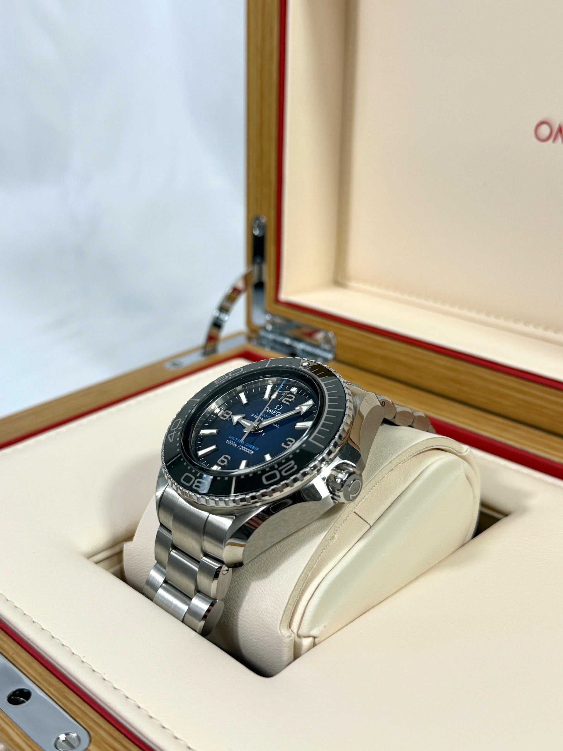 Omega Seamaster Planet Ocean 6000M 45.5 mm 215.30.46.21.03.001 2023
