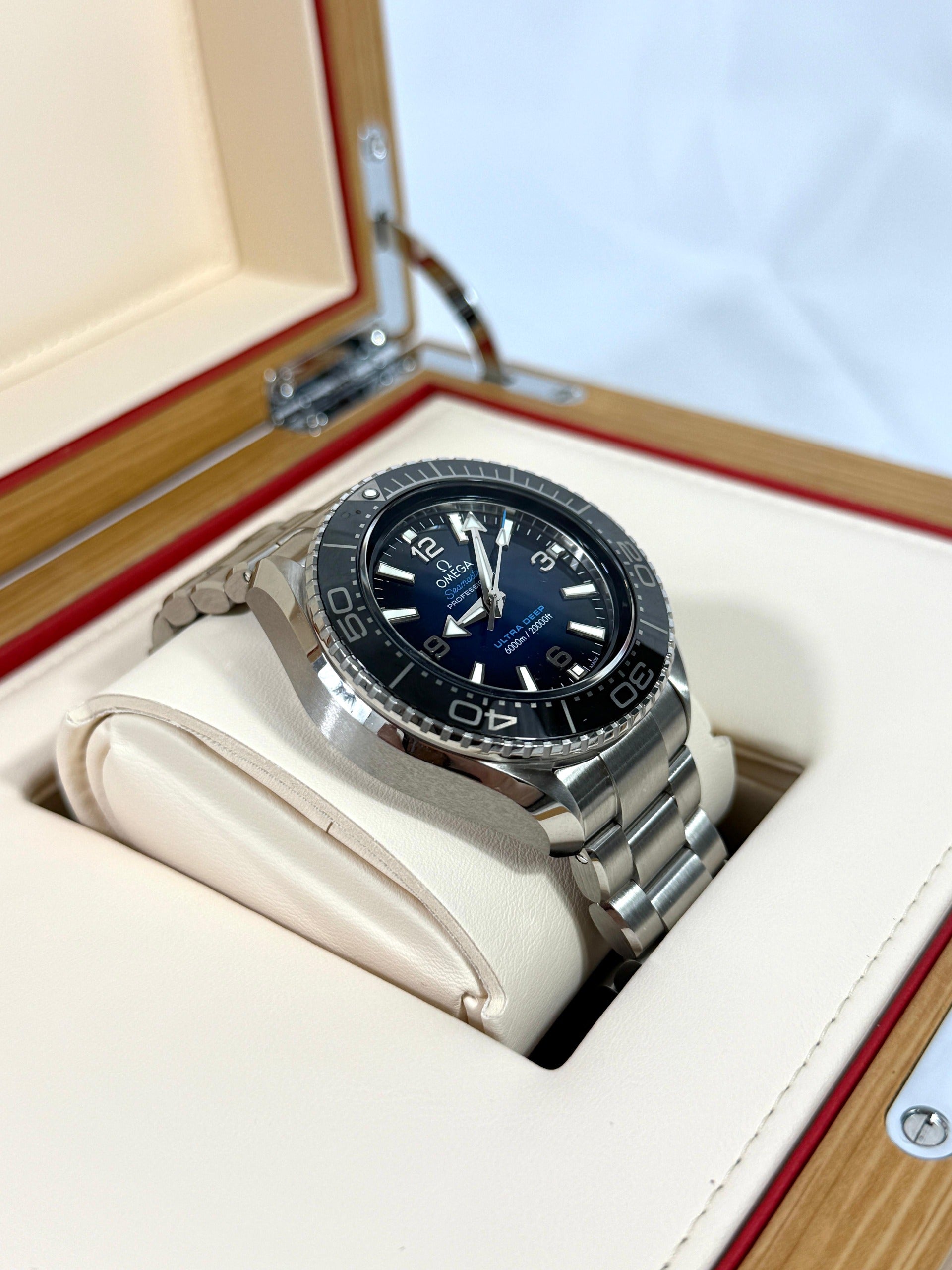Omega Seamaster Planet Ocean 6000M 45.5 mm 215.30.46.21.03.001 2023