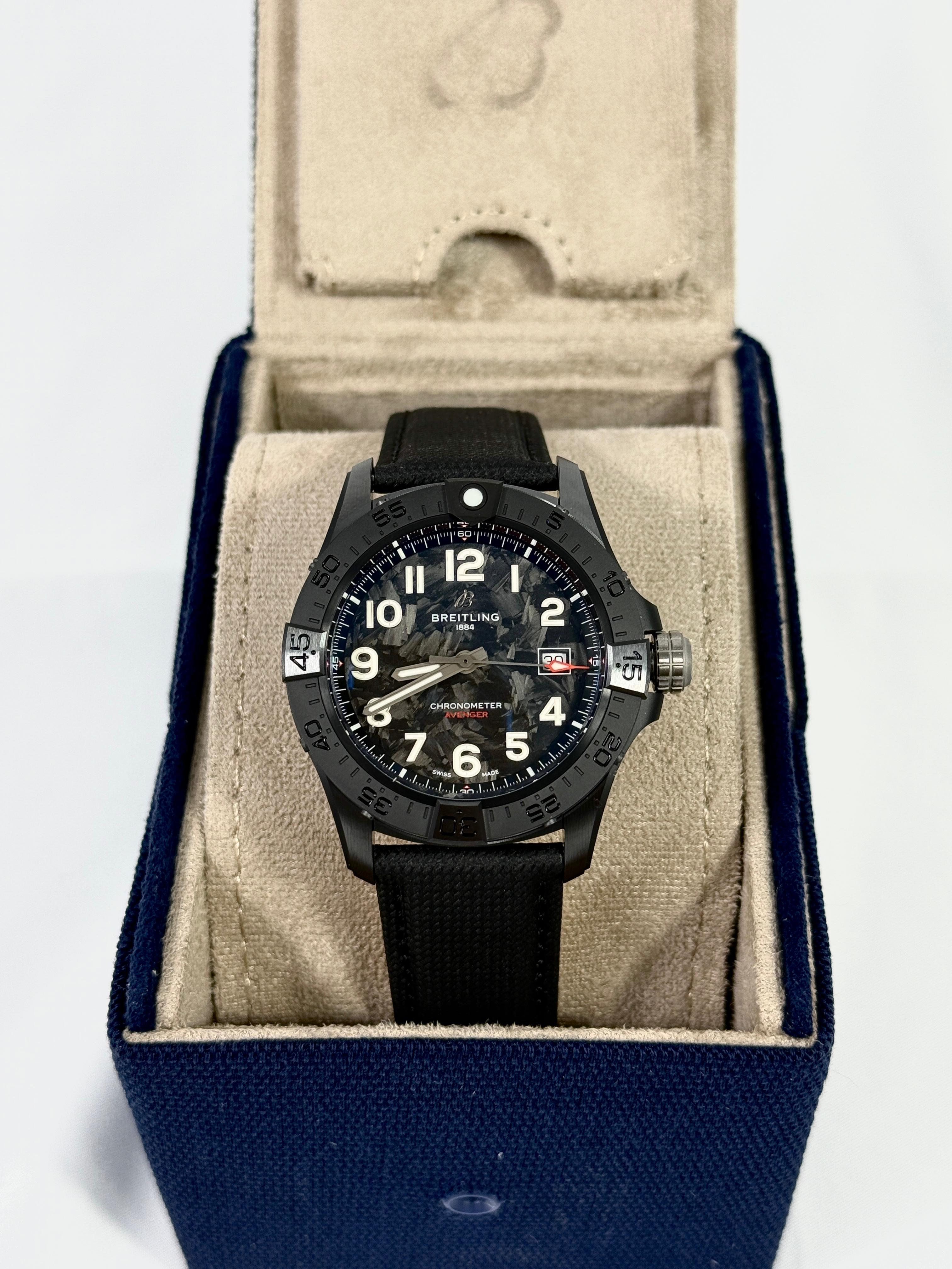 Breitling Avenger 42mm Automatic 42 Night Mission S17328101B1X1 2025