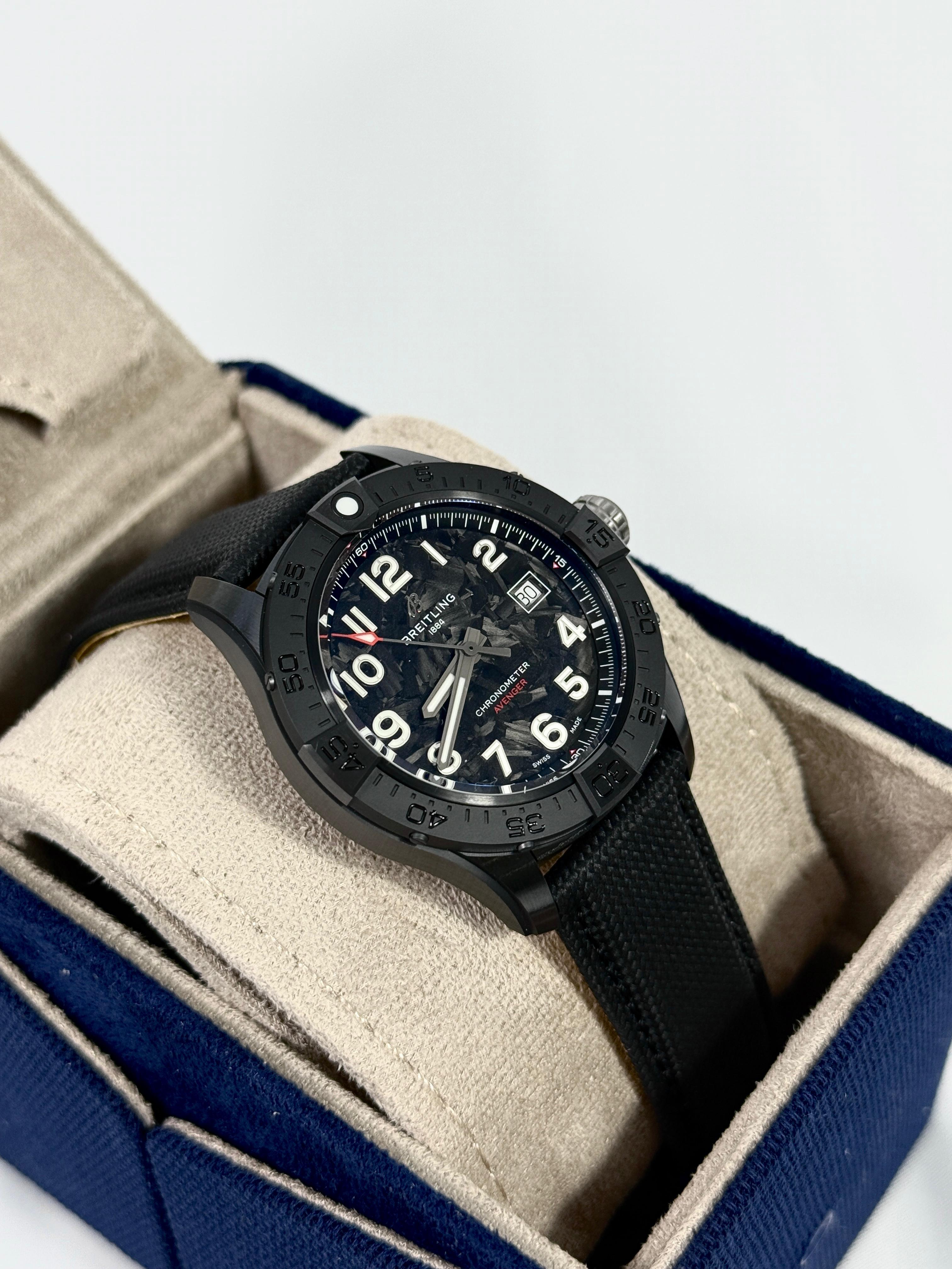 Breitling Avenger 42mm Automatic 42 Night Mission S17328101B1X1 2025