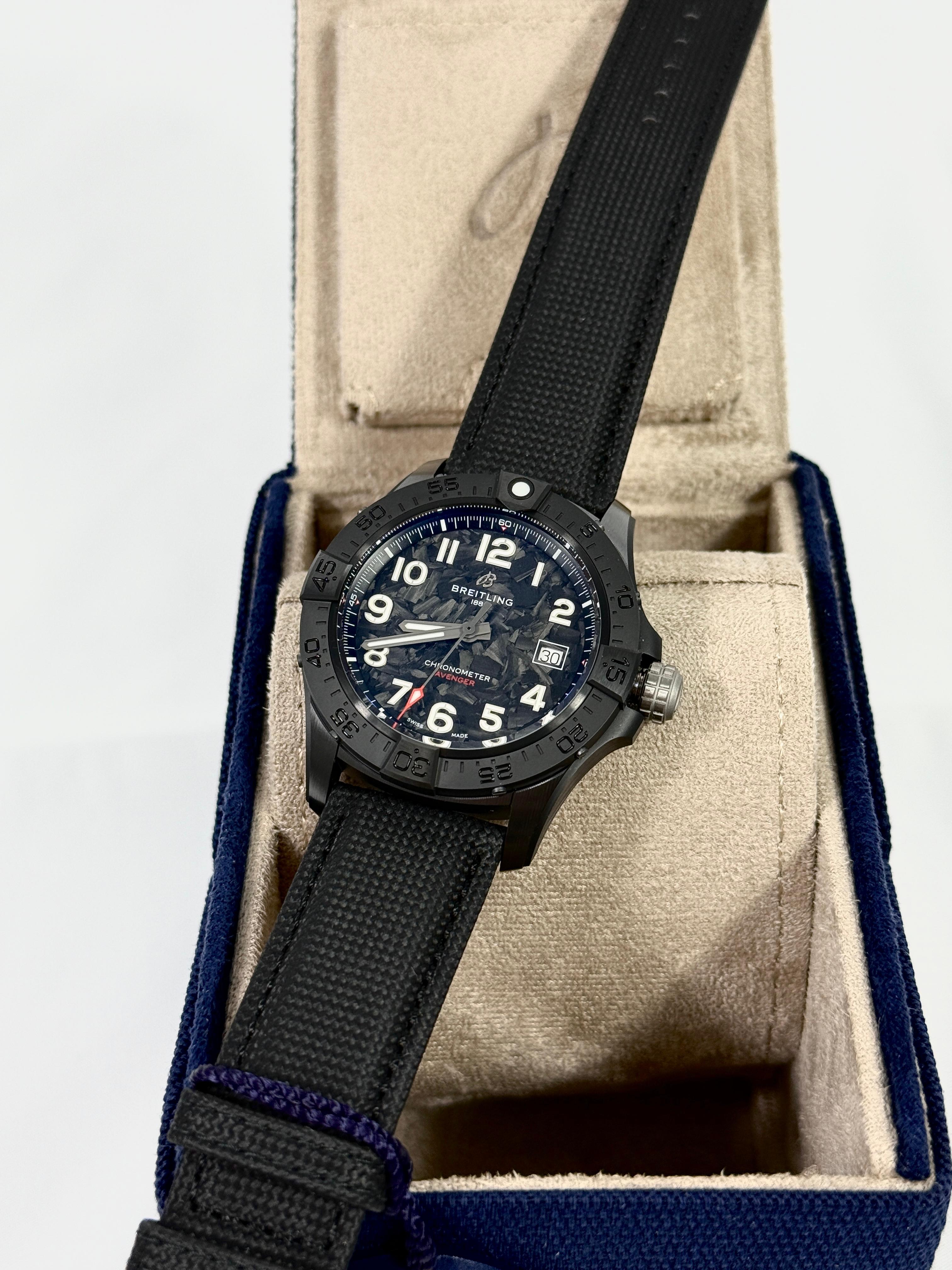 Breitling Avenger 42mm Automatic 42 Night Mission S17328101B1X1 2025
