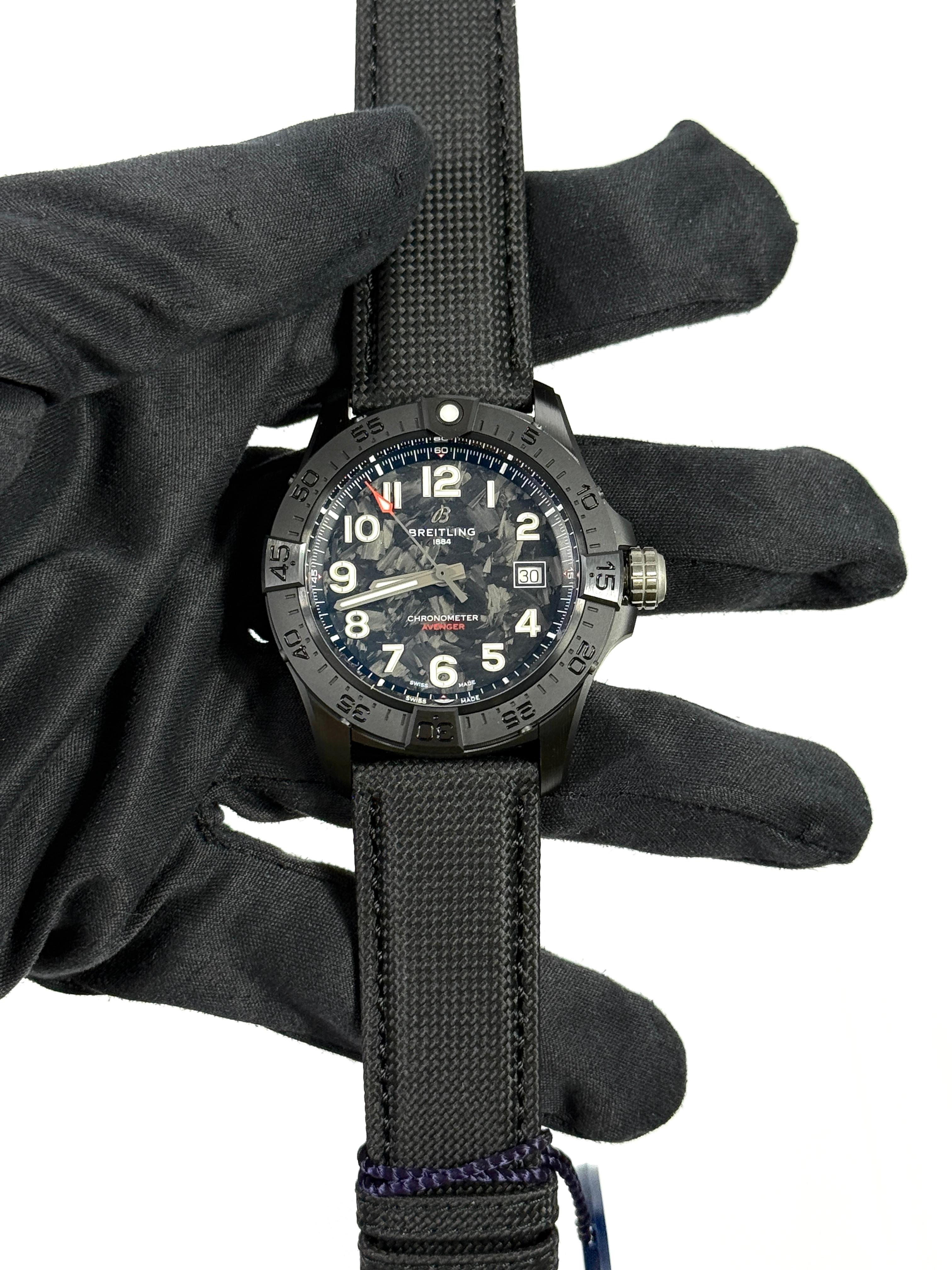 Breitling Avenger 42mm Automatic 42 Night Mission S17328101B1X1 2025