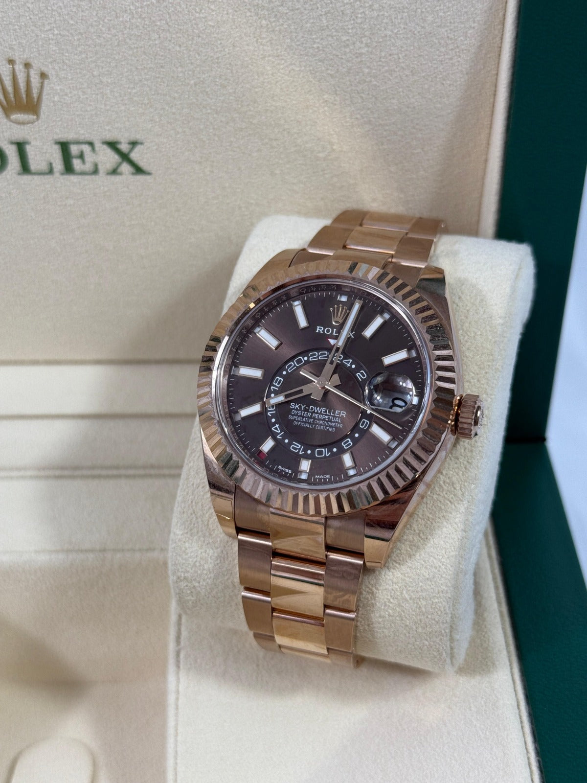 Rolex Sky-Dweller 42mm 326935 Choc 2023
