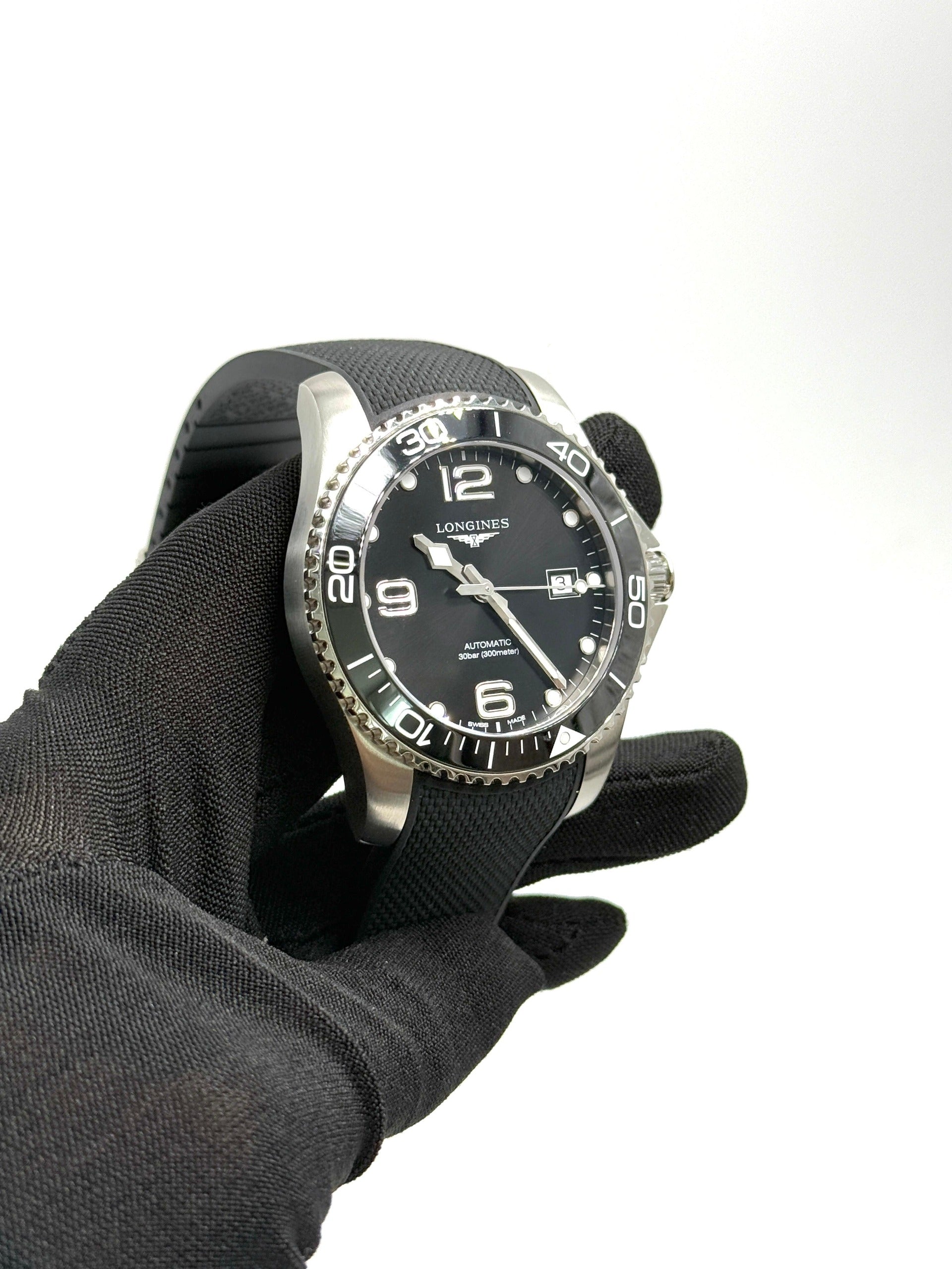 Longines HydroConquest  L37814569
