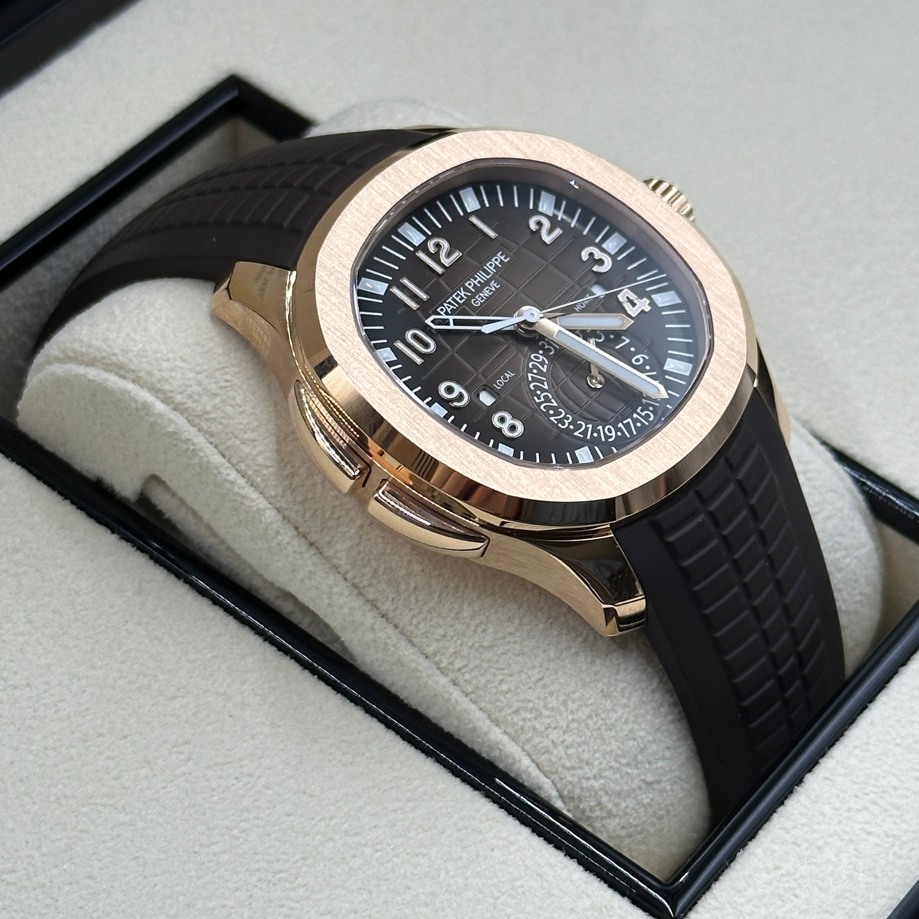 Patek Philippe Aquanaut Travel Time 5164R-001