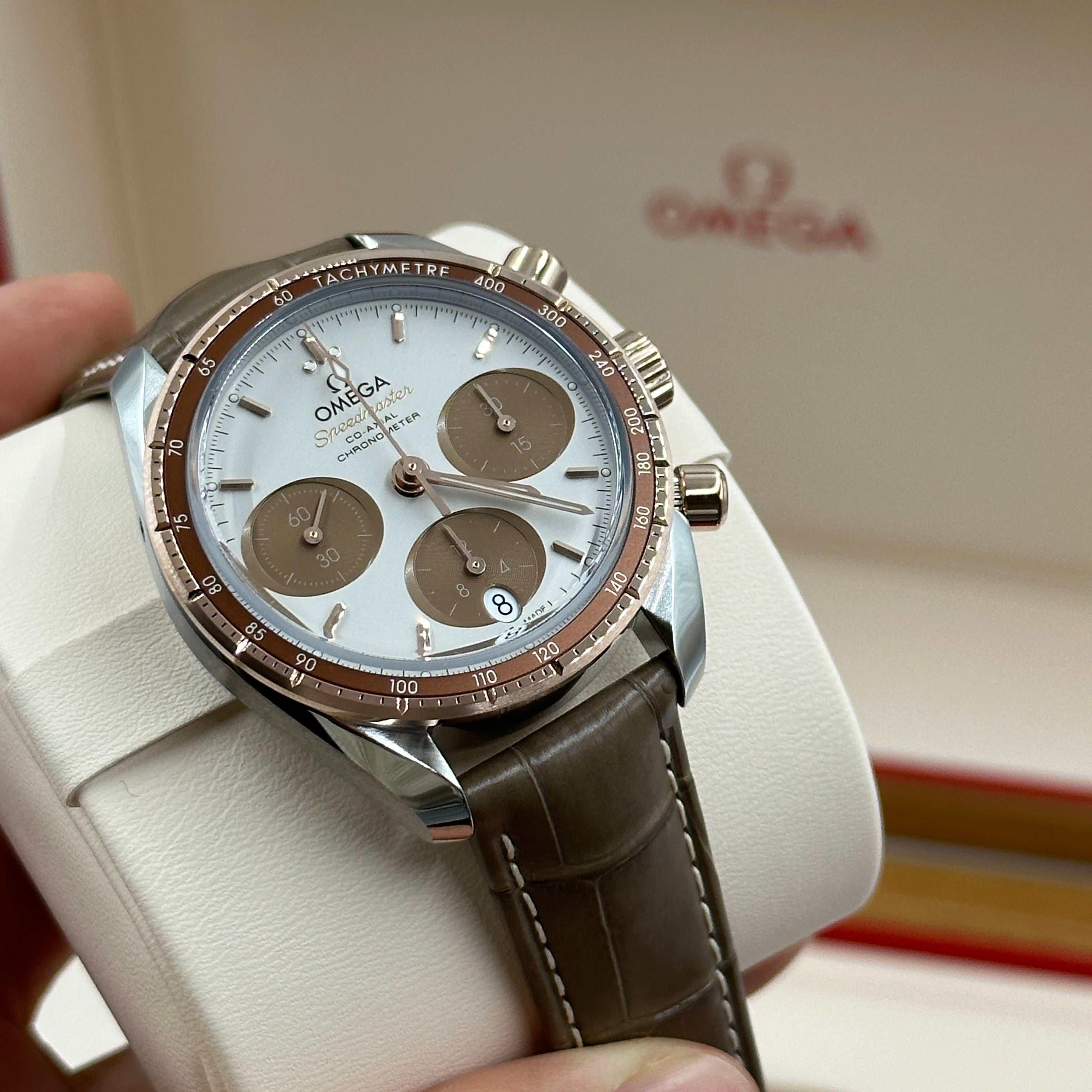 Omega 324.23.38.50.02.002 Speedmaster 38 mm 2026