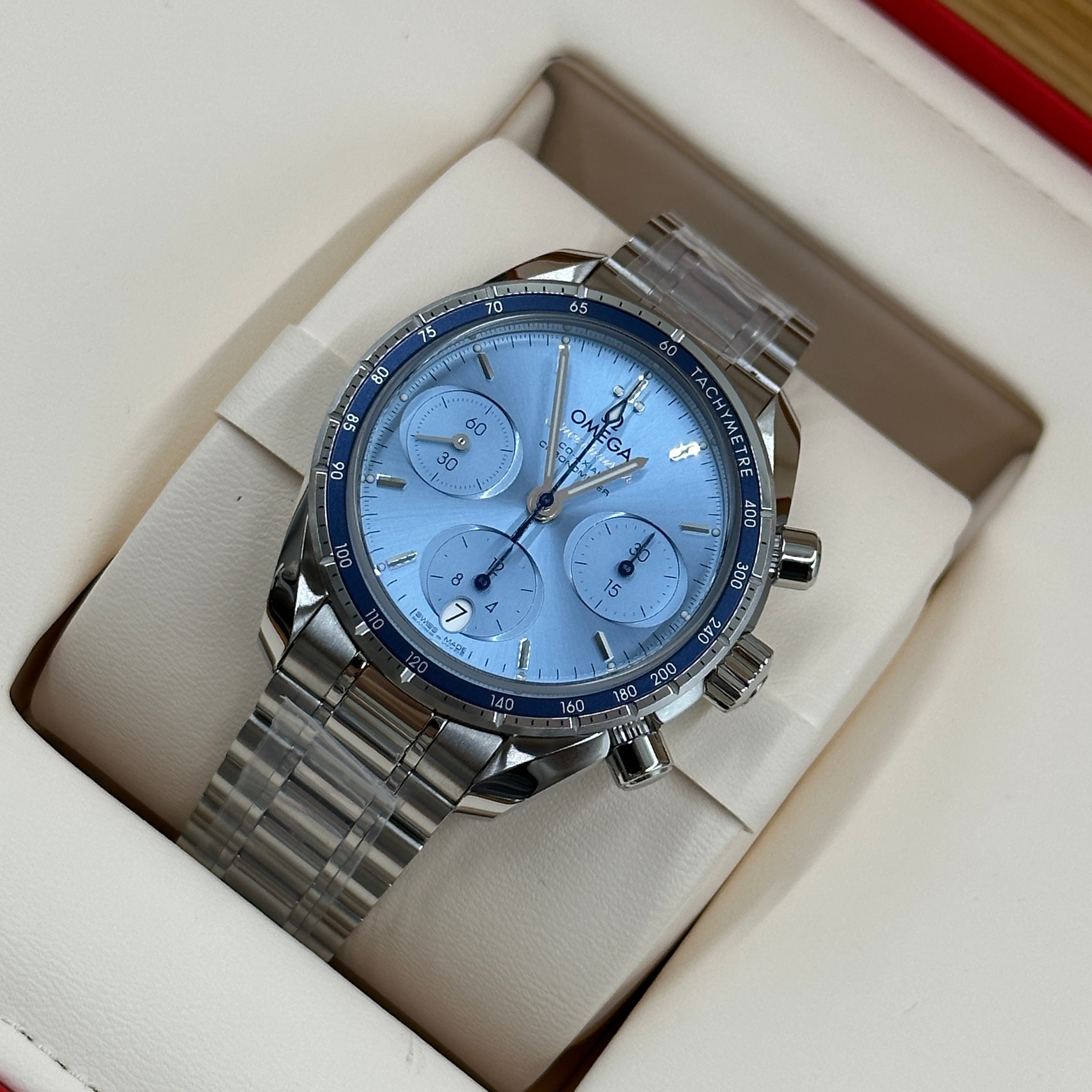 OMEGA Speedmaster 38 324.30.38.50.03.001