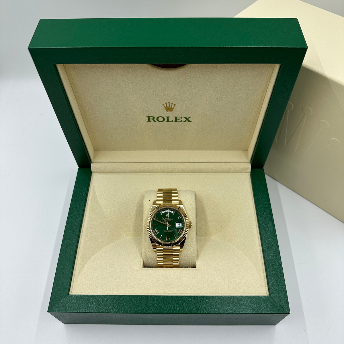 Rolex Day-Date 40 228238 GREEN ROMAN 2026