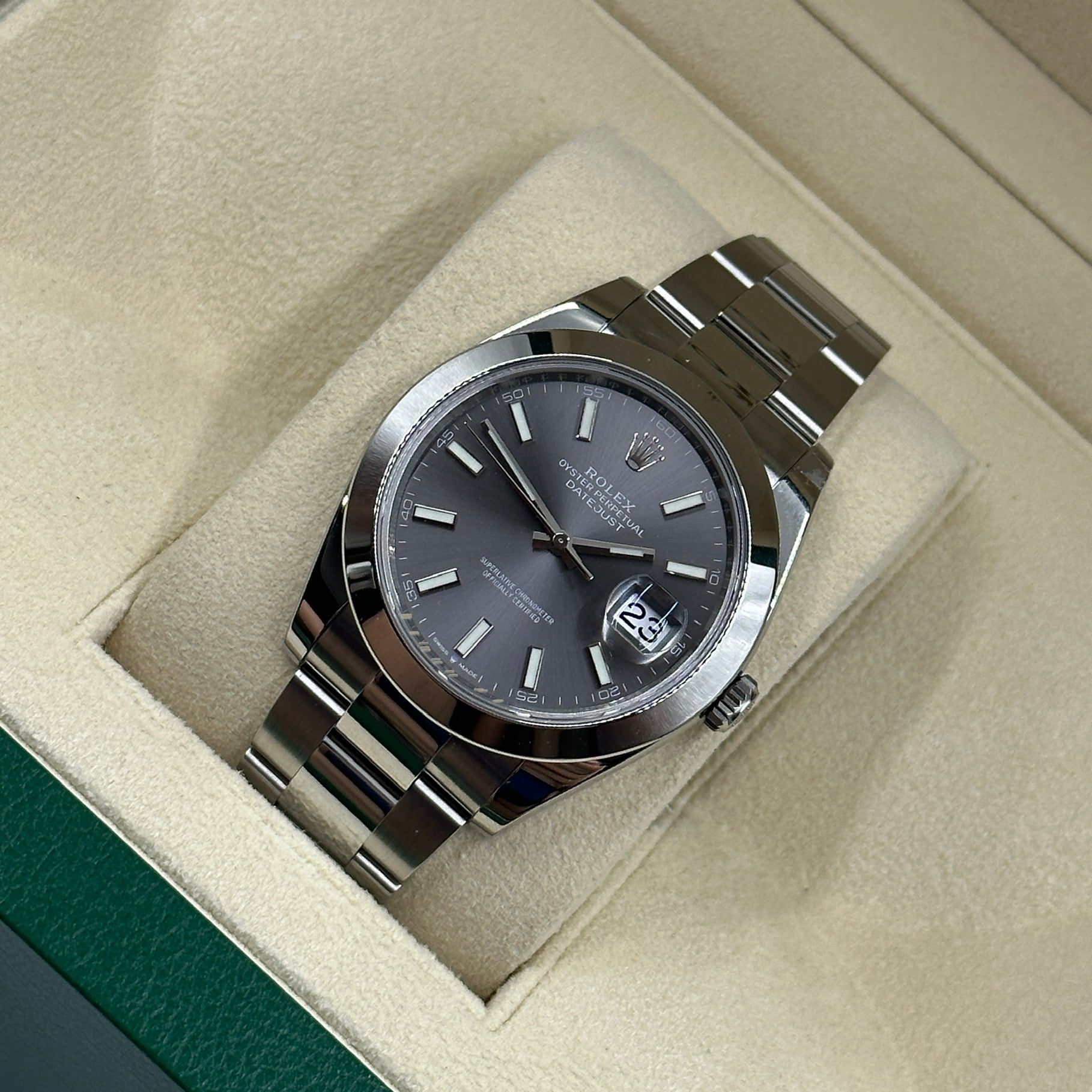 Rolex Datejust 41 126300 Grey Index Dial Oyster