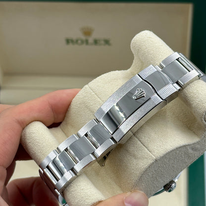 Rolex Datejust 41 126300 Grey Index Dial Oyster 2026