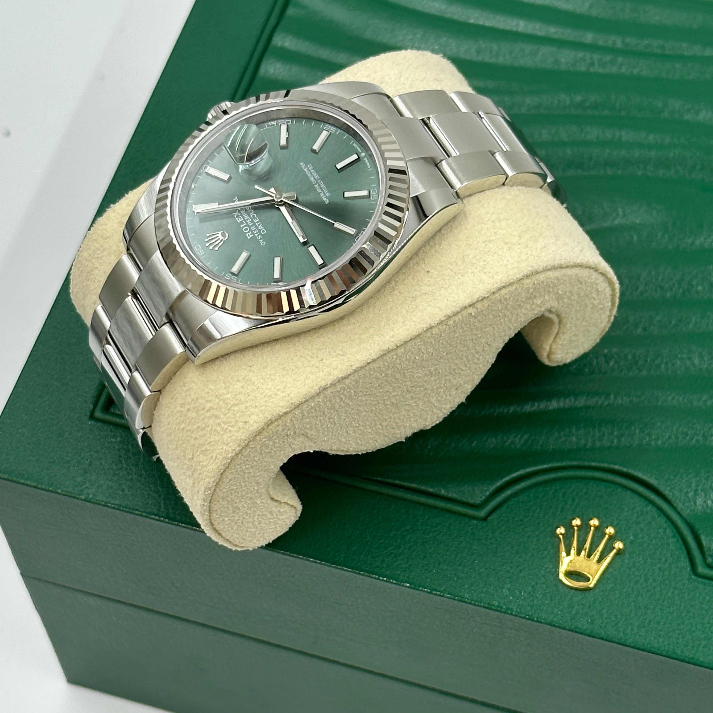 Rolex Datejust 41 126334 Mint Green Index Oyster 2025