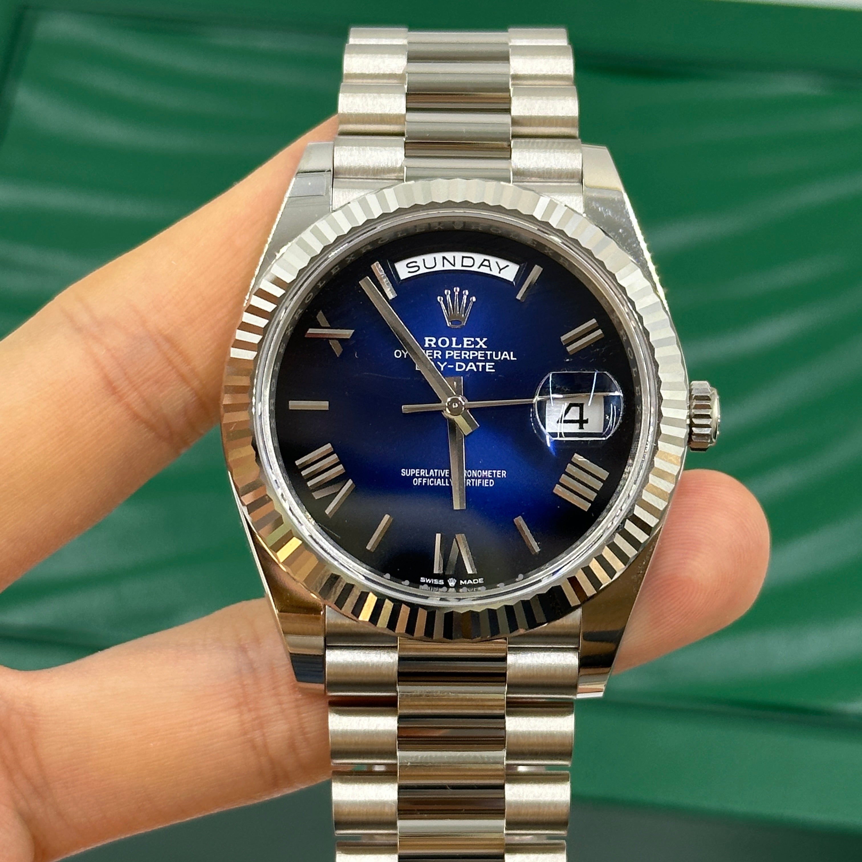 Rolex Day-Date 40 228239 Blue Roman Dial /ombré blue 2026