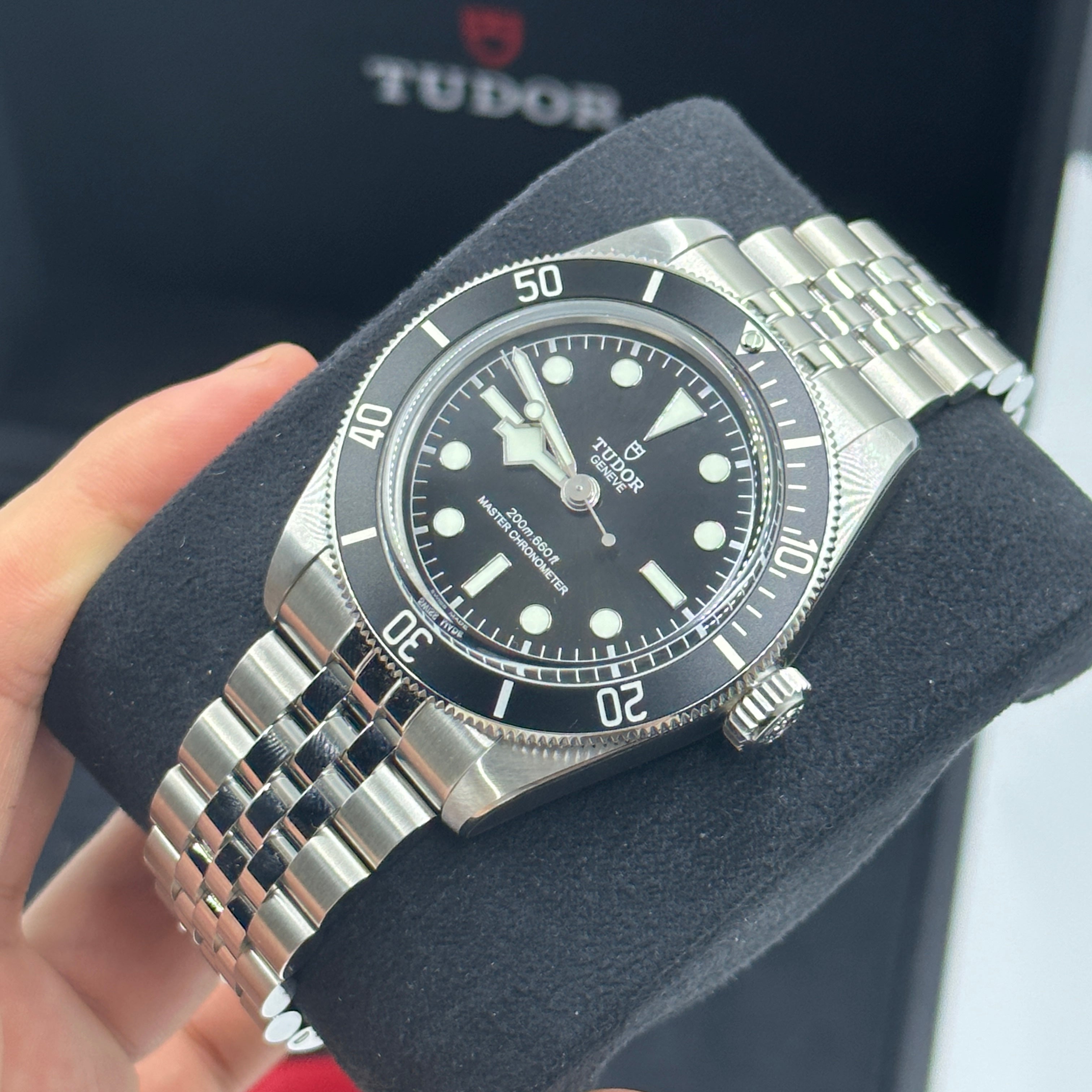 TUDOR Black Bay  M7941A1A0NU-0003