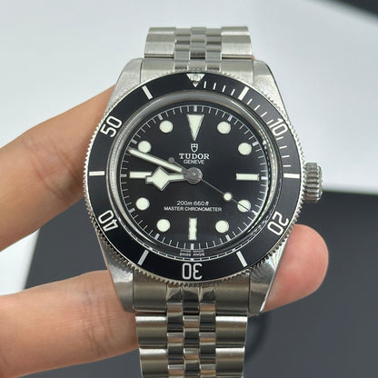 TUDOR Black Bay  M7941A1A0NU-0003