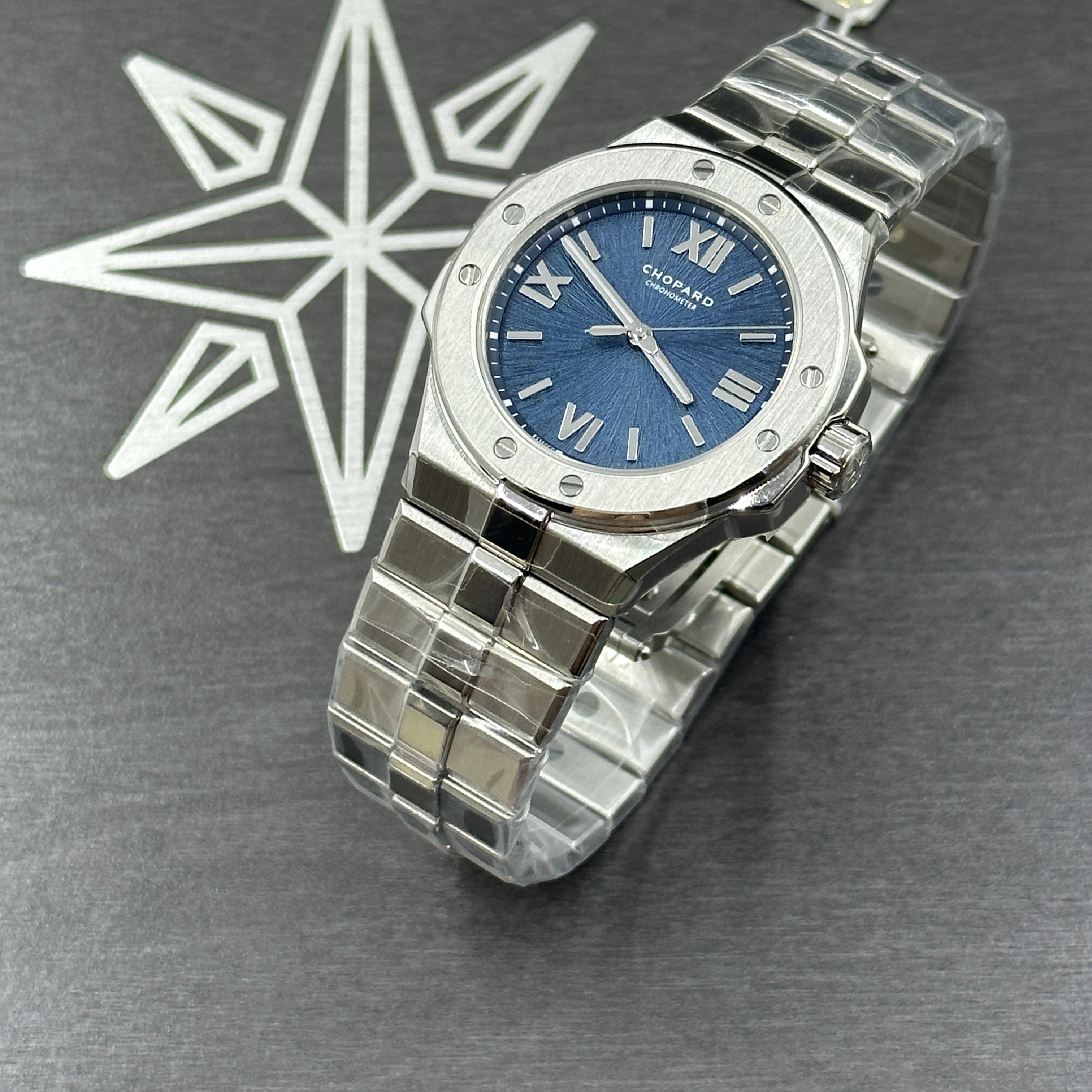 Chopard  Alpine Eagle 33 298617-3001