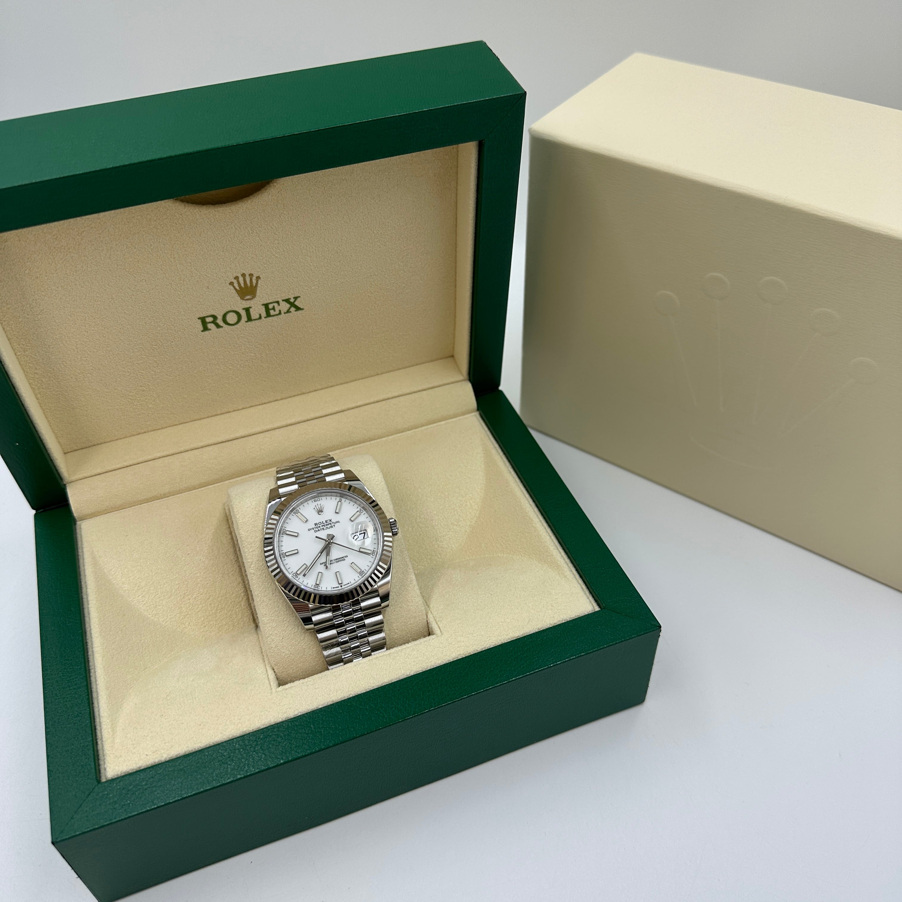 Rolex Datejust 41 126334 White Index Jubilee 2025